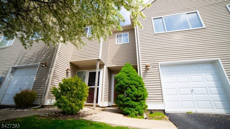 Condo 2BR 3BA - 343 Falcon Ridge Way, Hamburg Boro, NJ