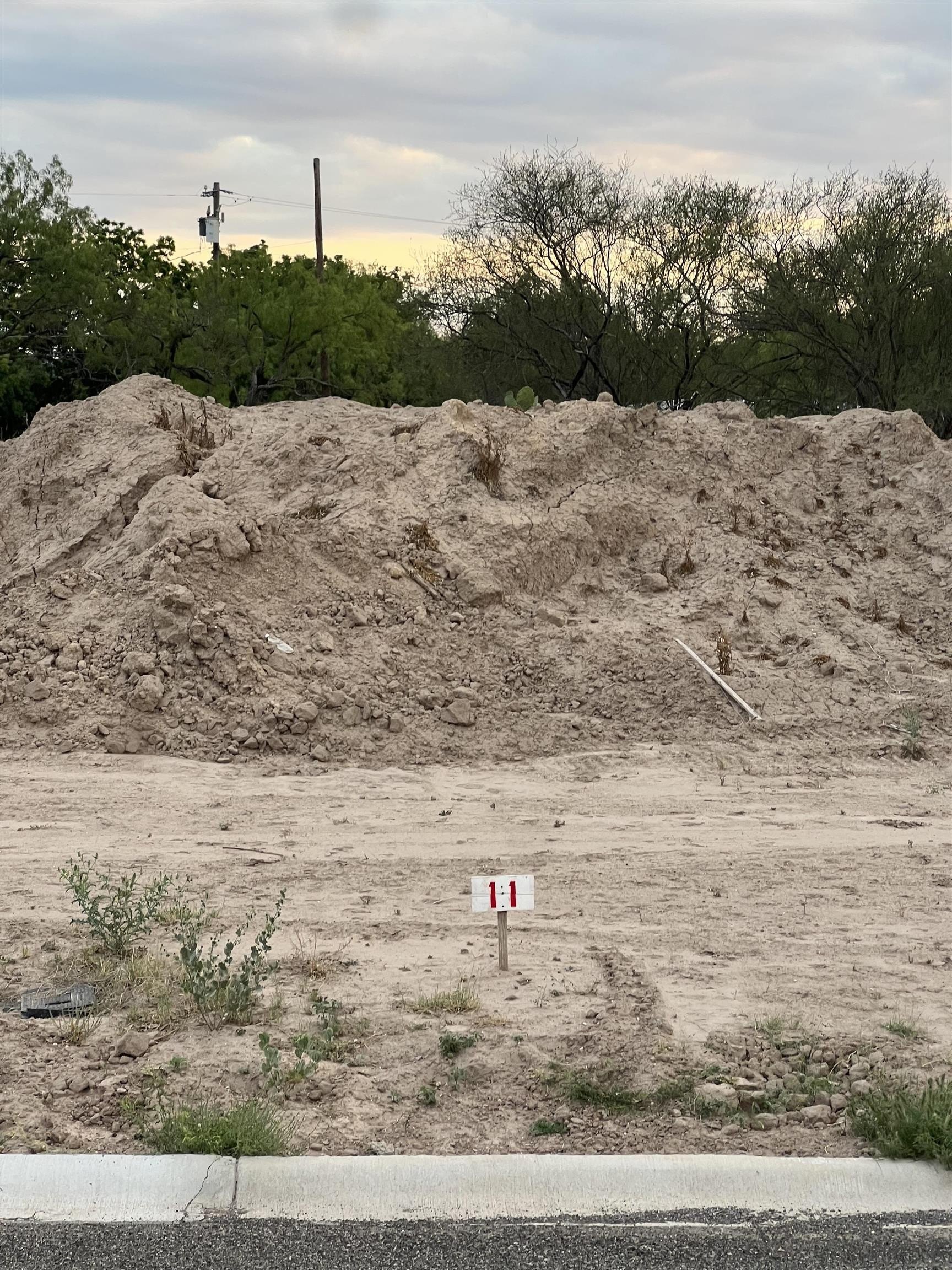 Single Family - 118 RJ, Del Rio, TX