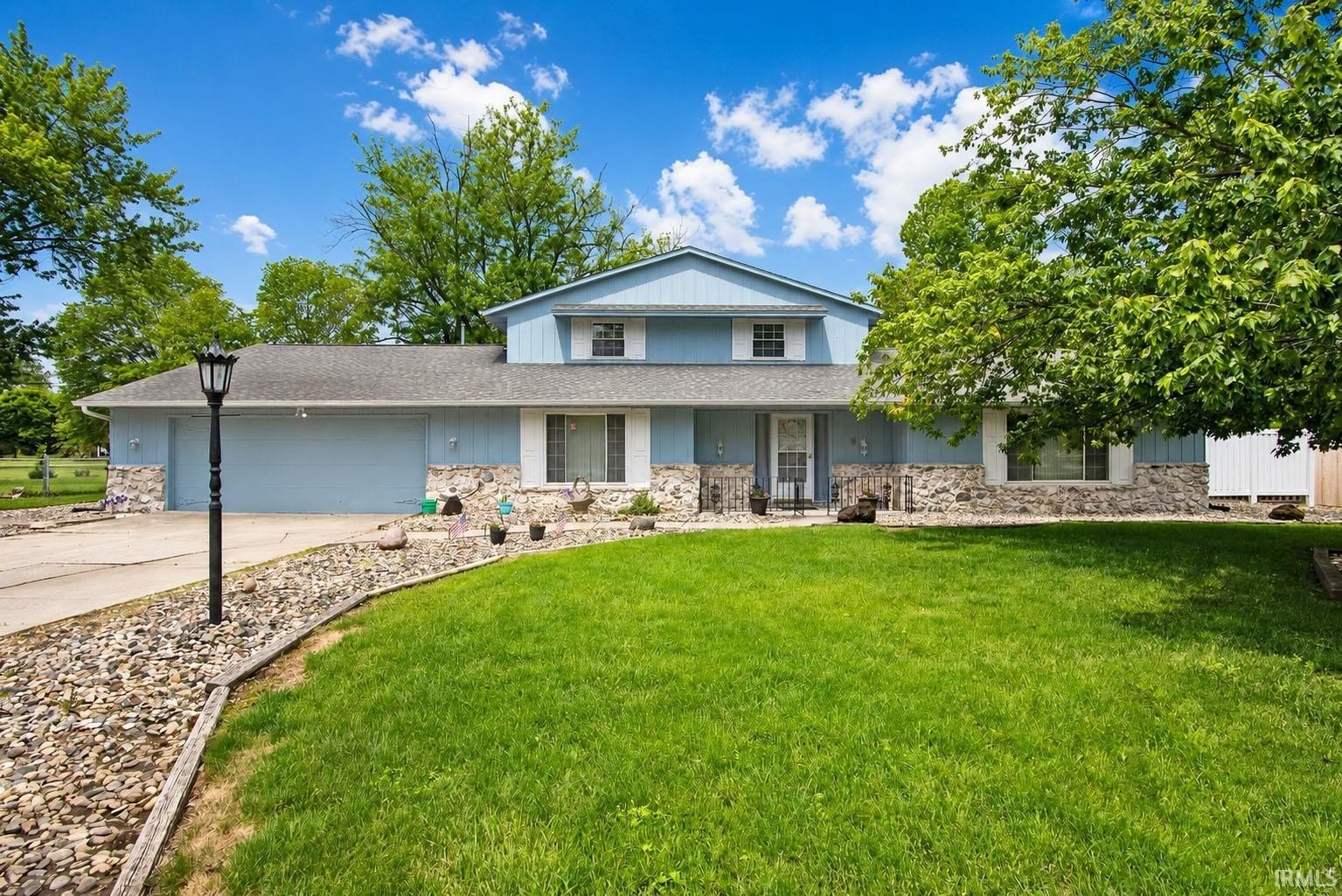 Single Family 4BR 3BA - 5218 Tomahawk Trail, Fort Wayne, IN