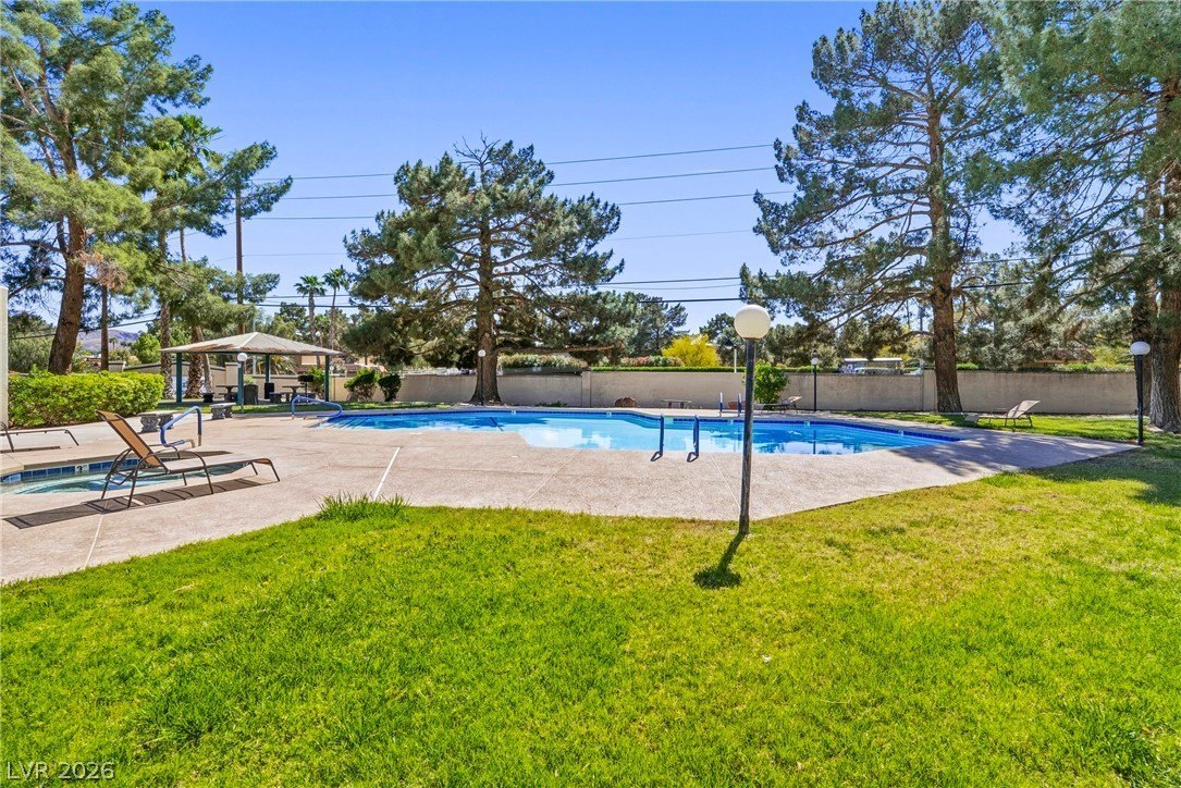 Condo 3BR 2BA - 1995 Cutlass Drive, Henderson, NV