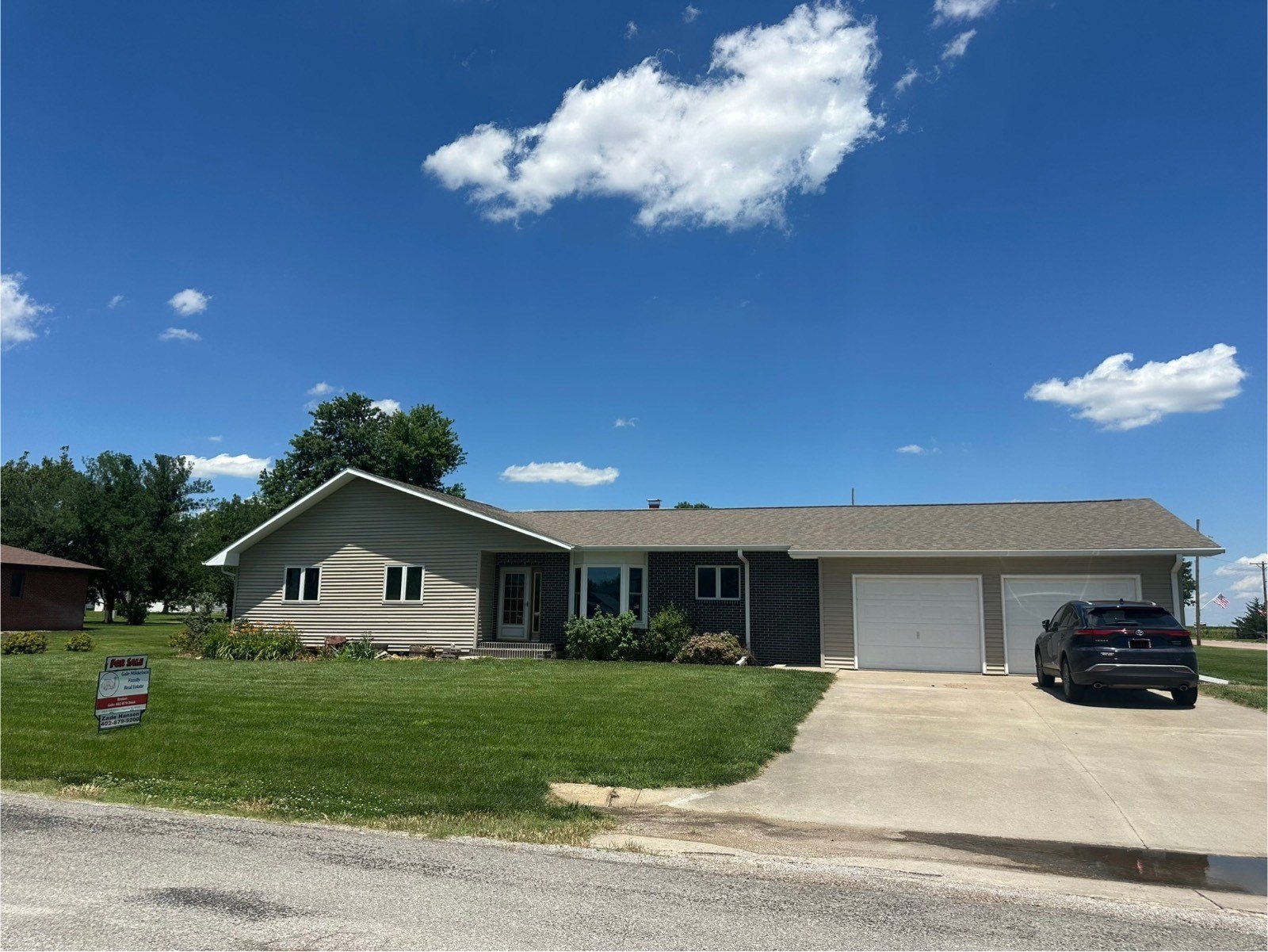 Single Family 3BR 3BA - 426 Harlan, Chester, NE