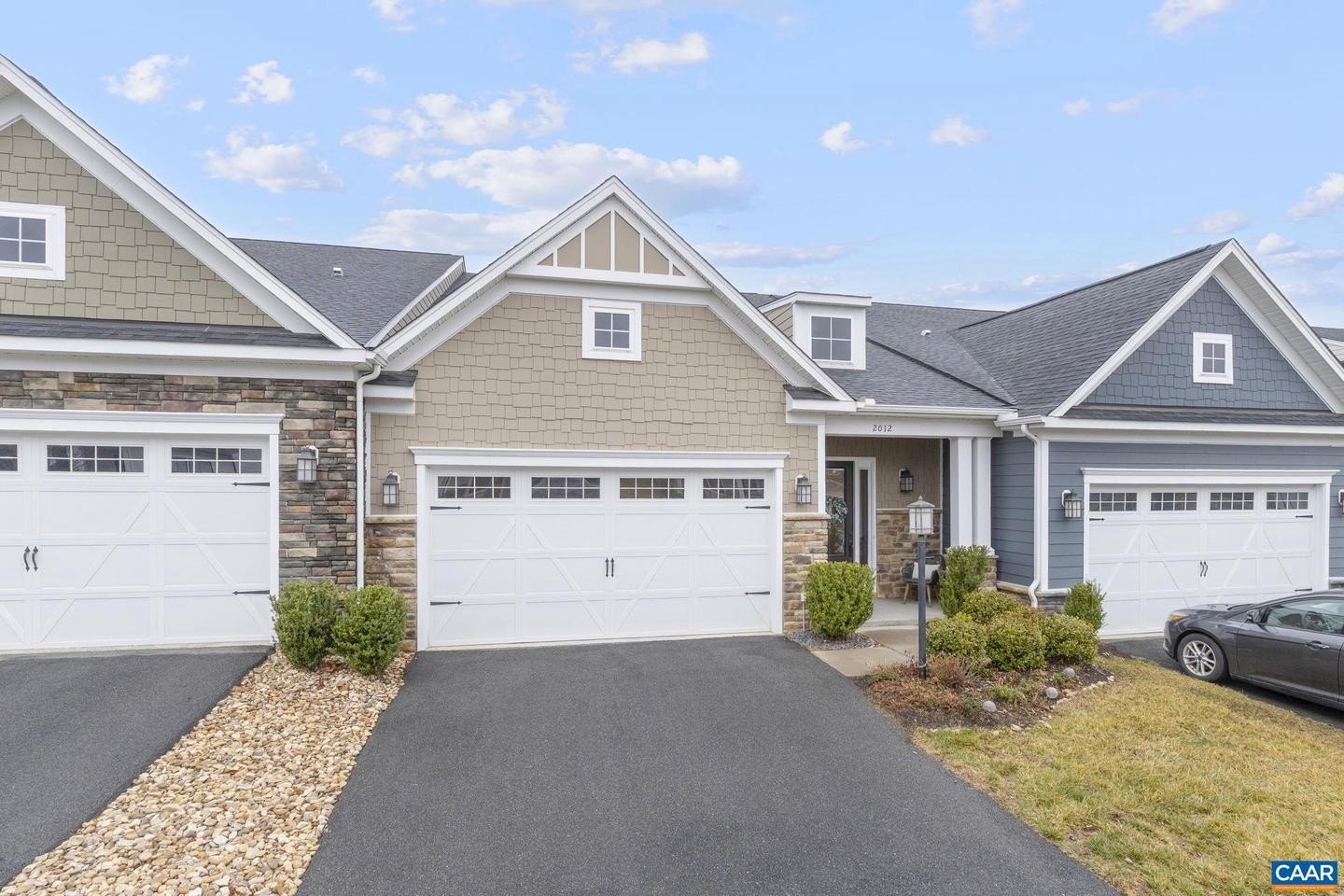 Single Family 3BR 3BA - 2012 DUNWOOD DR, CROZET, VA