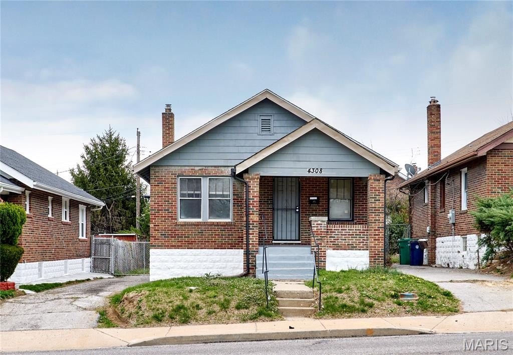 Single Family 2BR 1BA - 4308 Jennings Station Road, St Louis, MO