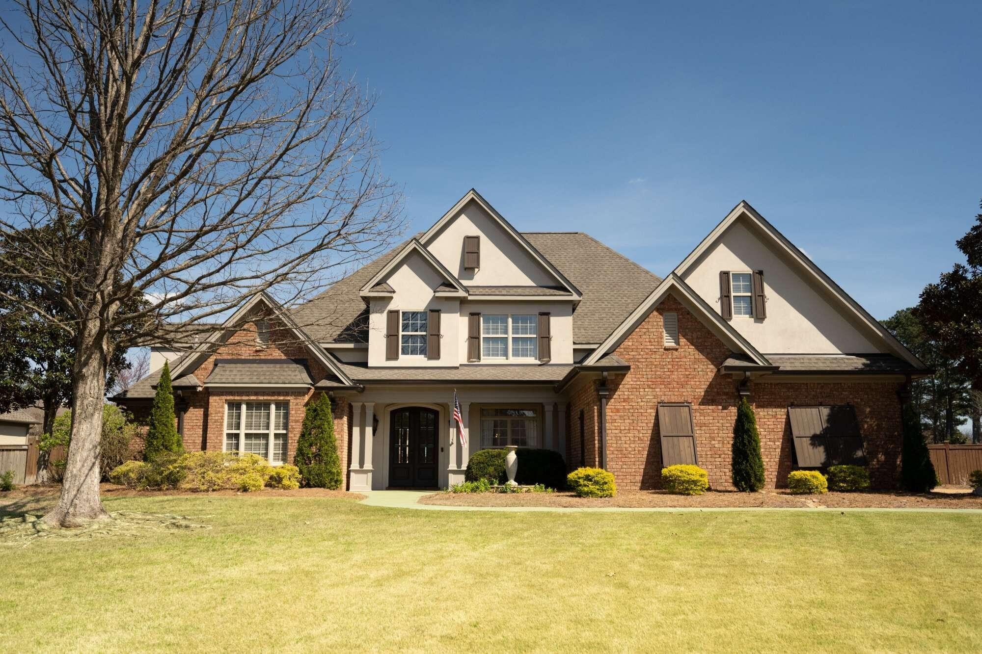 Single Family 4BR 4BA - 914 Dogwood Dr., Tupelo, MS