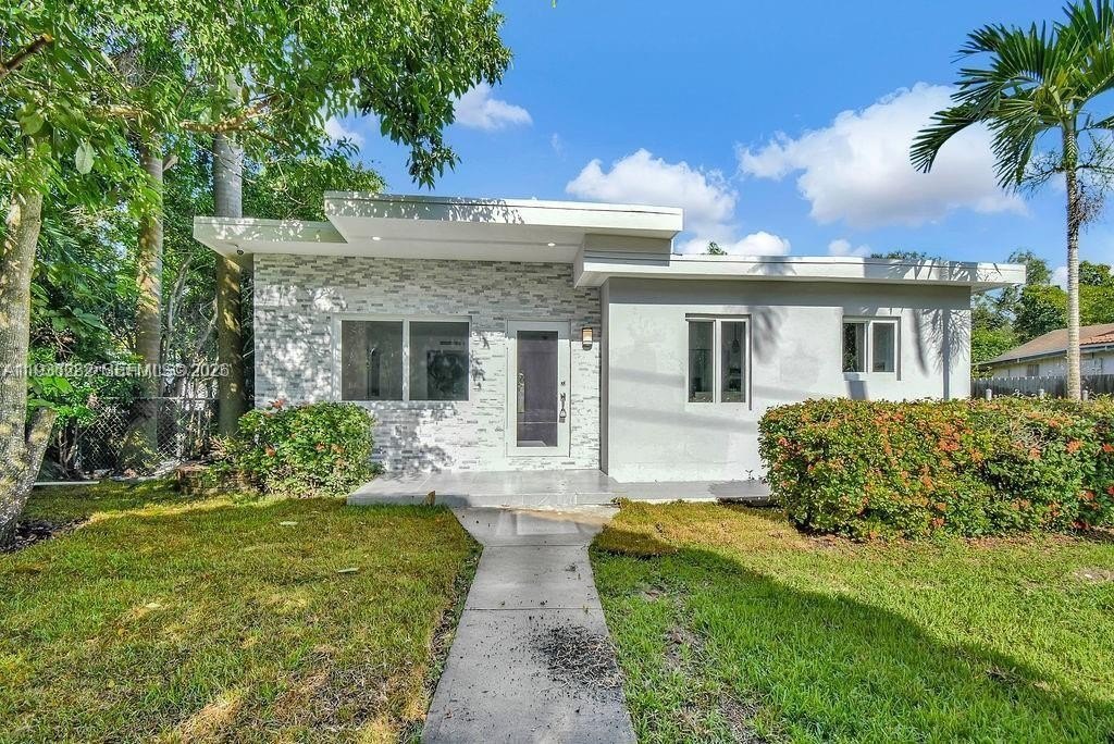 Single Family 3BR 3BA - 7902 SW 67th Ave, South Miami, FL