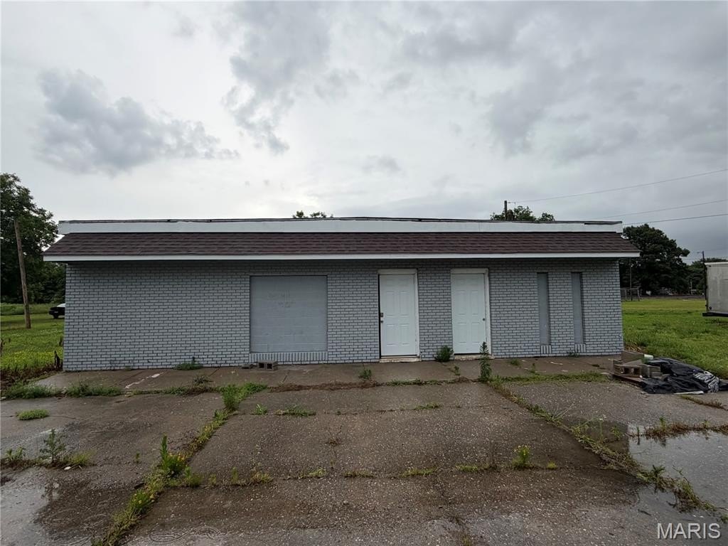 Single Family - 430 N 3rd Street, Lilbourn, MO
