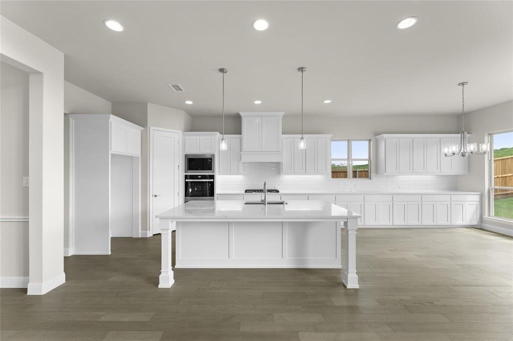Single Family 4BR 4BA - 4524 Sky Harbor Drive, Rockwall, TX