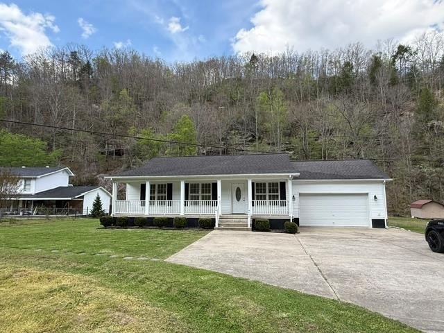 Single Family 3BR 2BA - 516 Middle Fork Rd, Asher, KY