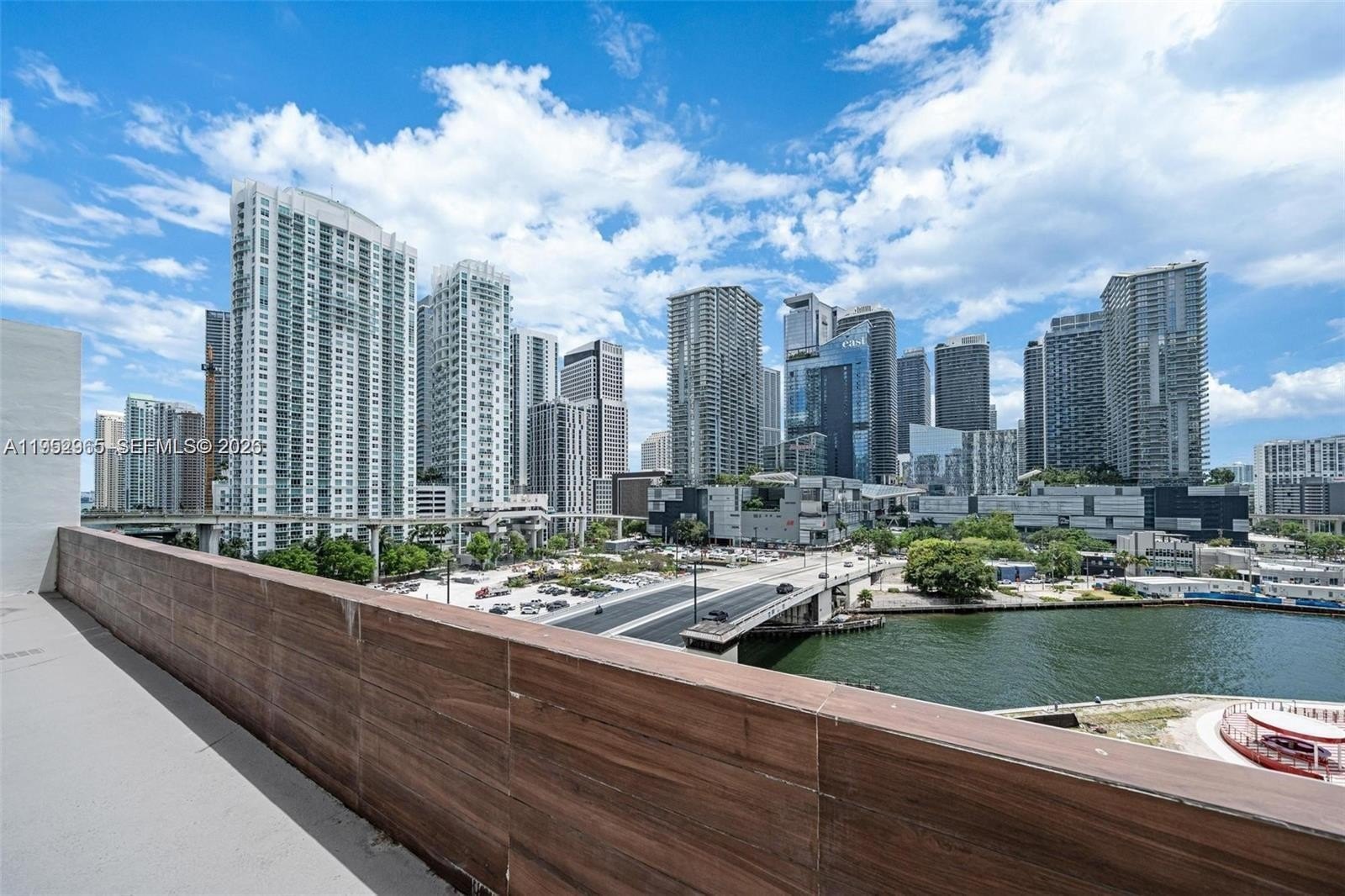 Condo 2BR 2BA - 350 S Miami Ave, Miami, FL
