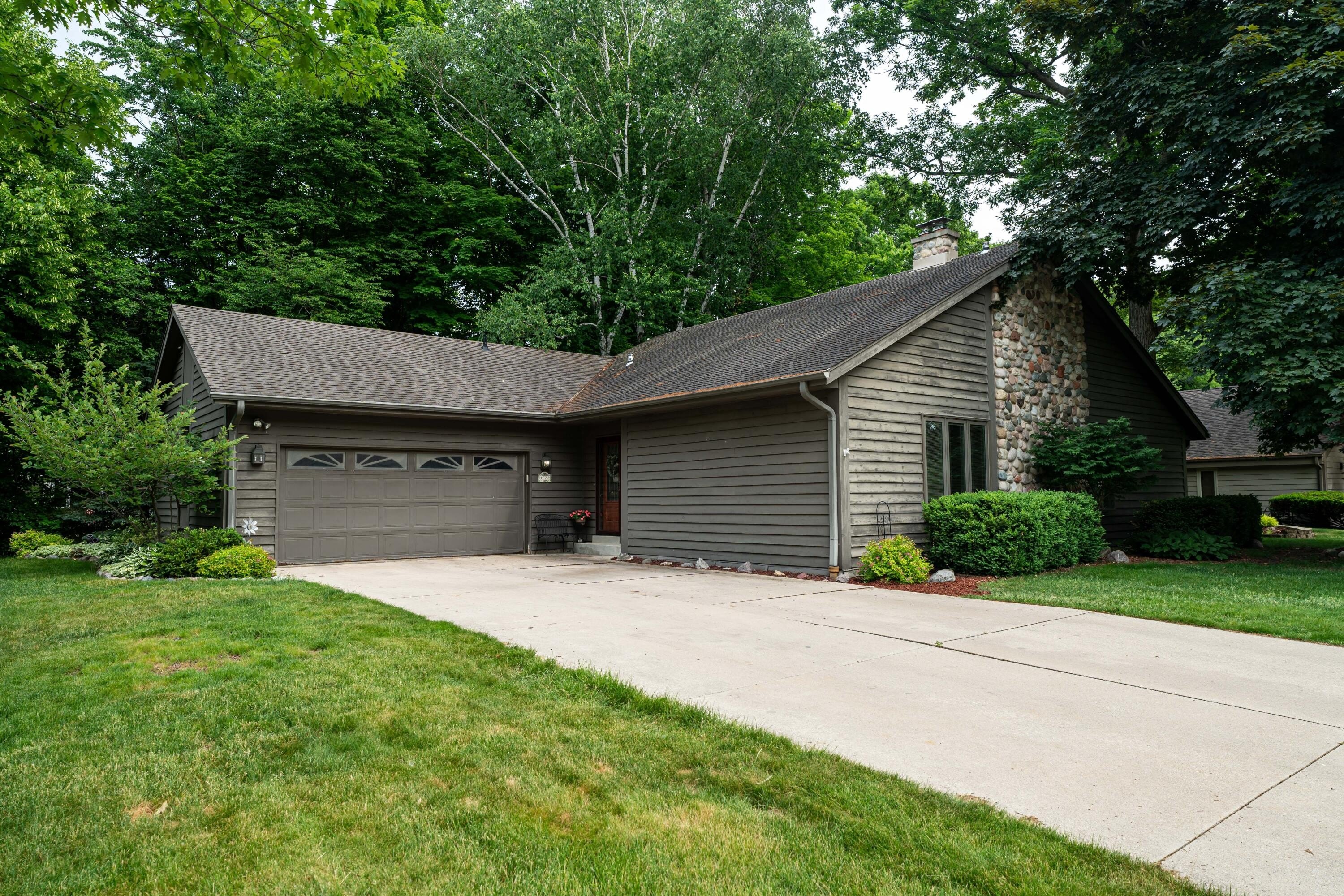 Other 3BR 3BA - 3278 S Acredale Ct, New Berlin, WI