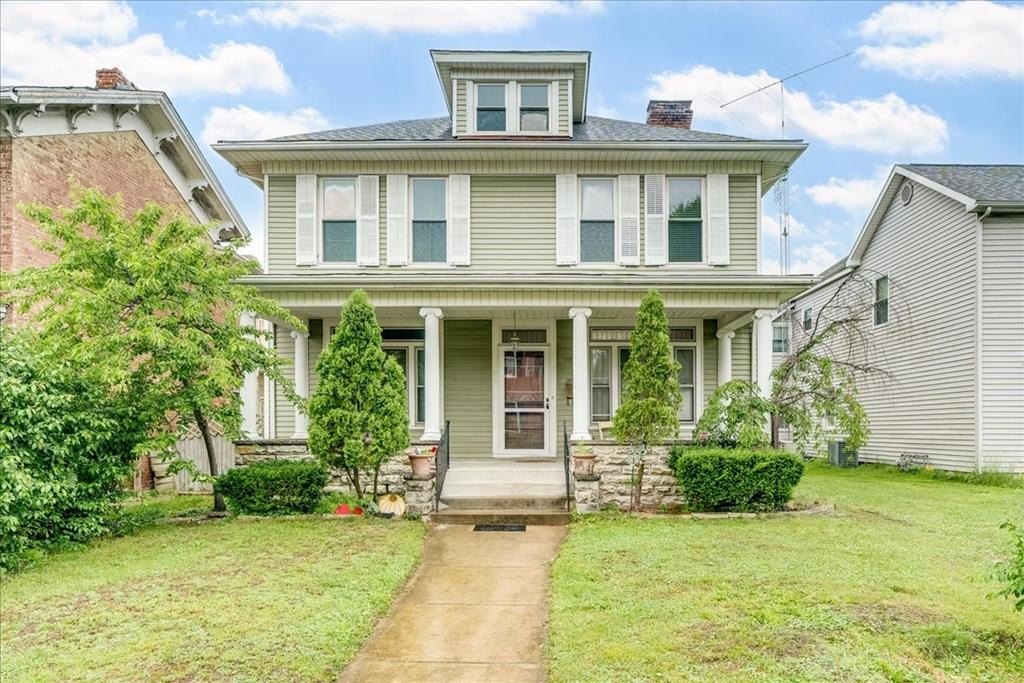 Single Family 4BR 2BA - 155 N High  Street, Chillicothe, OH