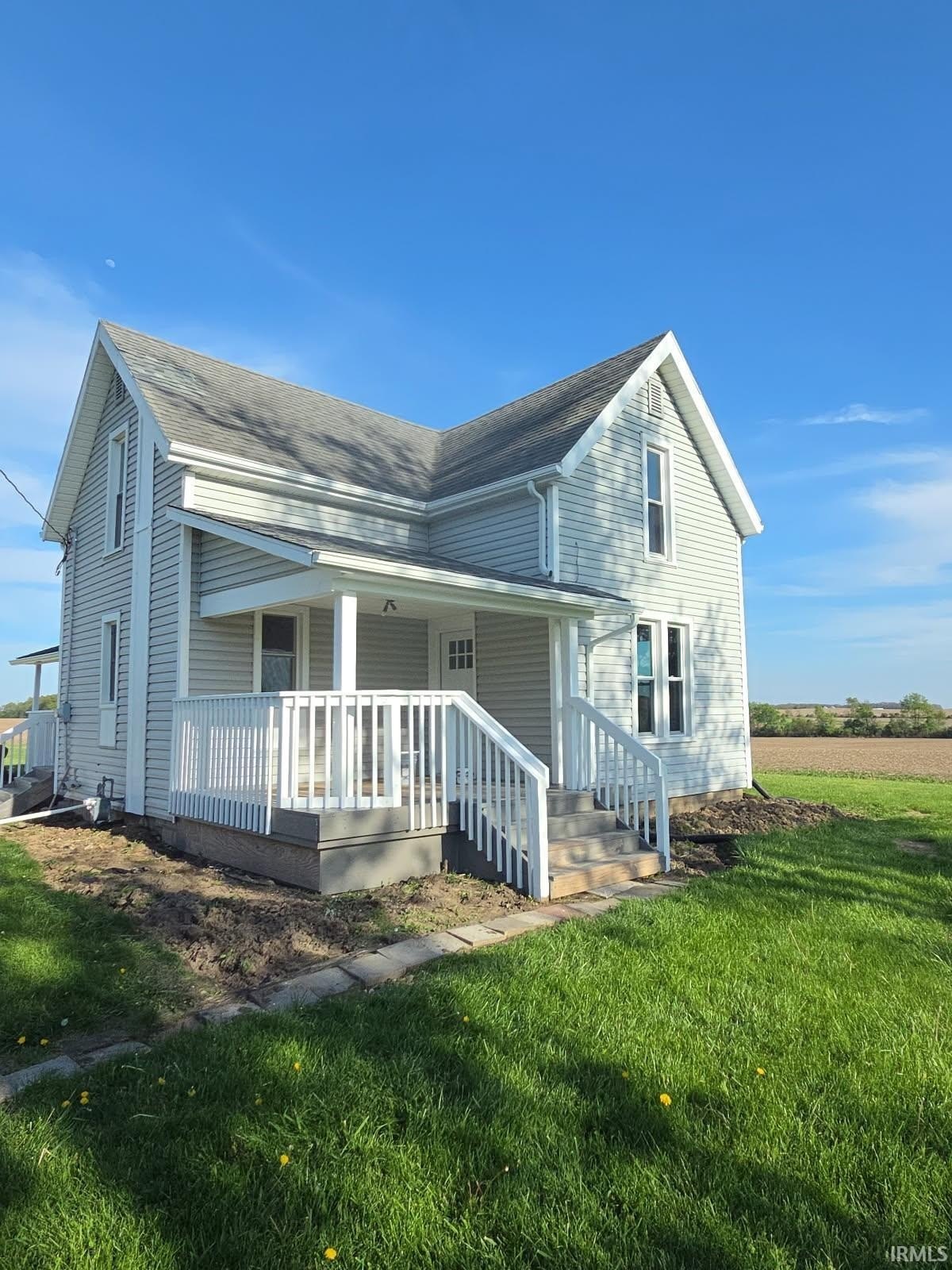 Single Family 3BR 2BA - 10887 N 300 W Street, Markle, IN
