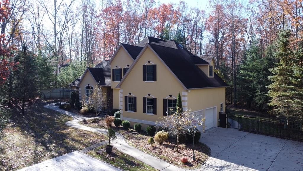Single Family 4BR 5BA - 105 GREENBRIER ROAD, DANIELS, WV