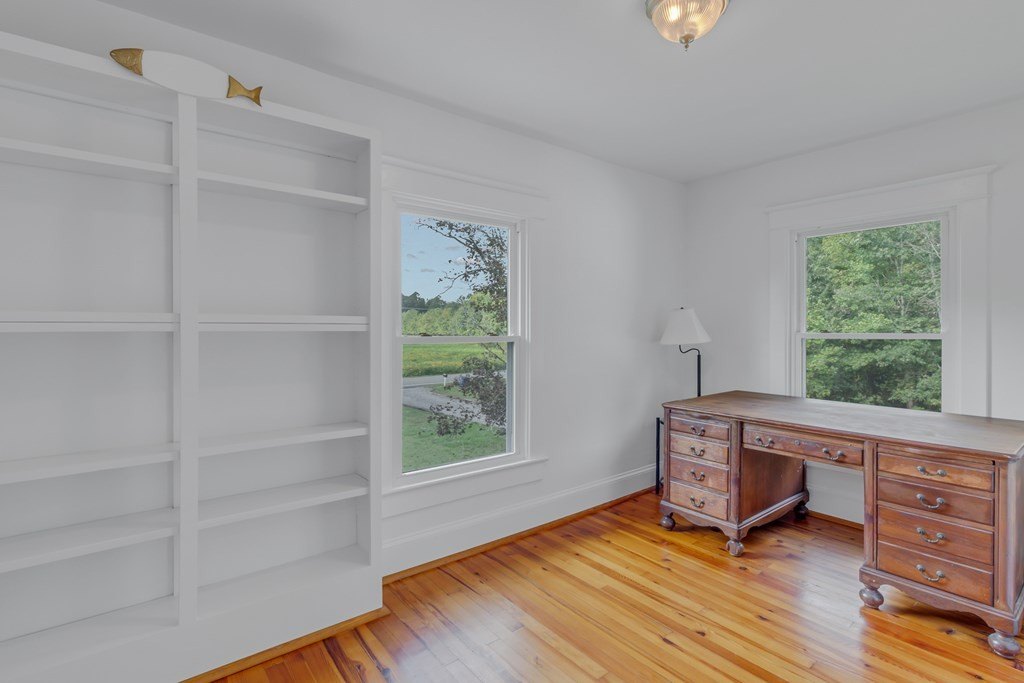 Single Family 3BR 2BA - 945 Waverly Avenue, Kilmarnock, VA