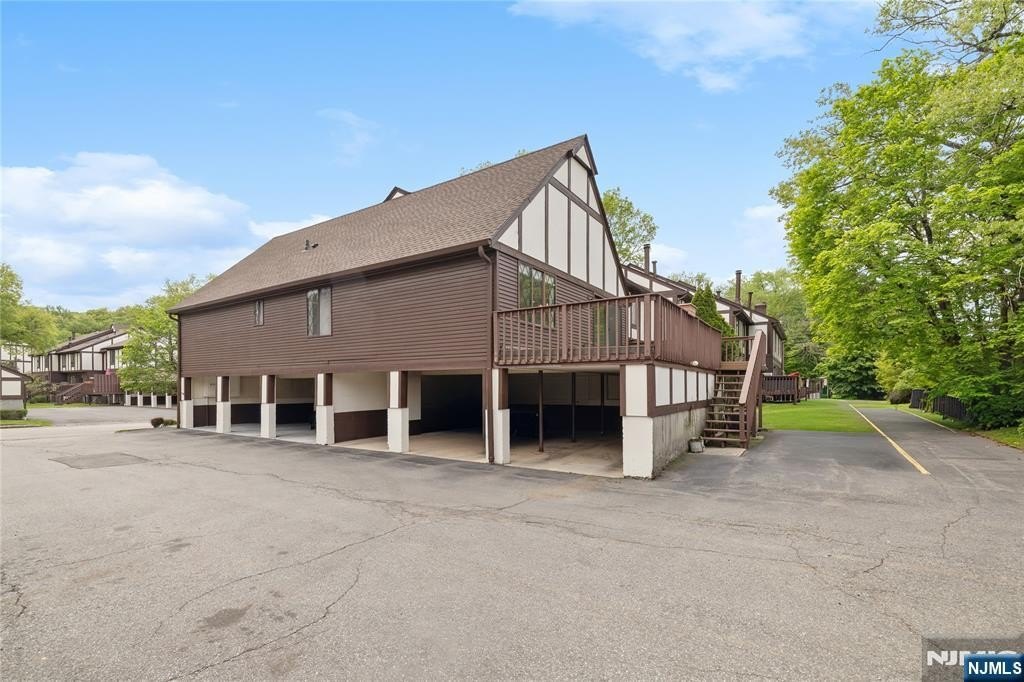 Condo 2BR 2BA - 14 Holiday Court, River Vale, NJ