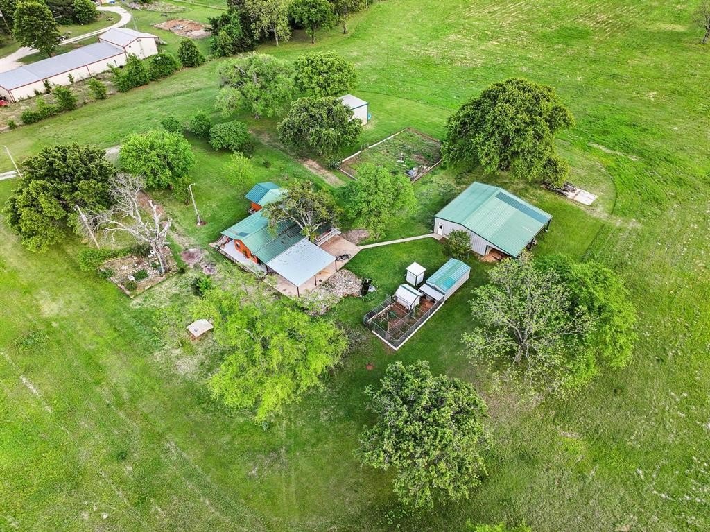 Single Family 1BR 2BA - 642 Earl Road, Sadler, TX