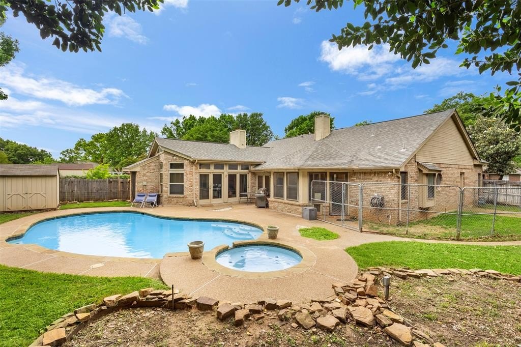 Single Family 4BR 3BA - 2909 Pitkin Drive, Arlington, TX