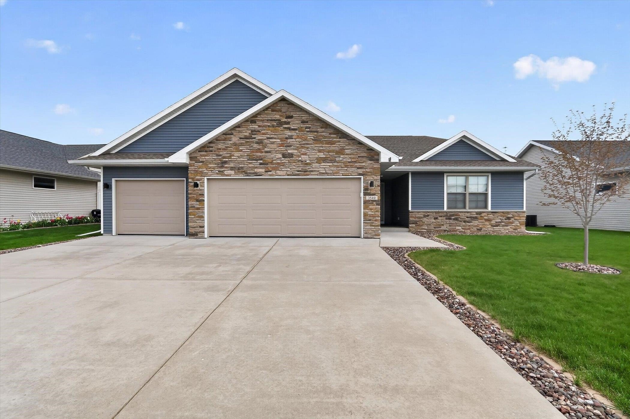 Single Family 4BR 3BA - 3540 Voda Drive, Milton, WI