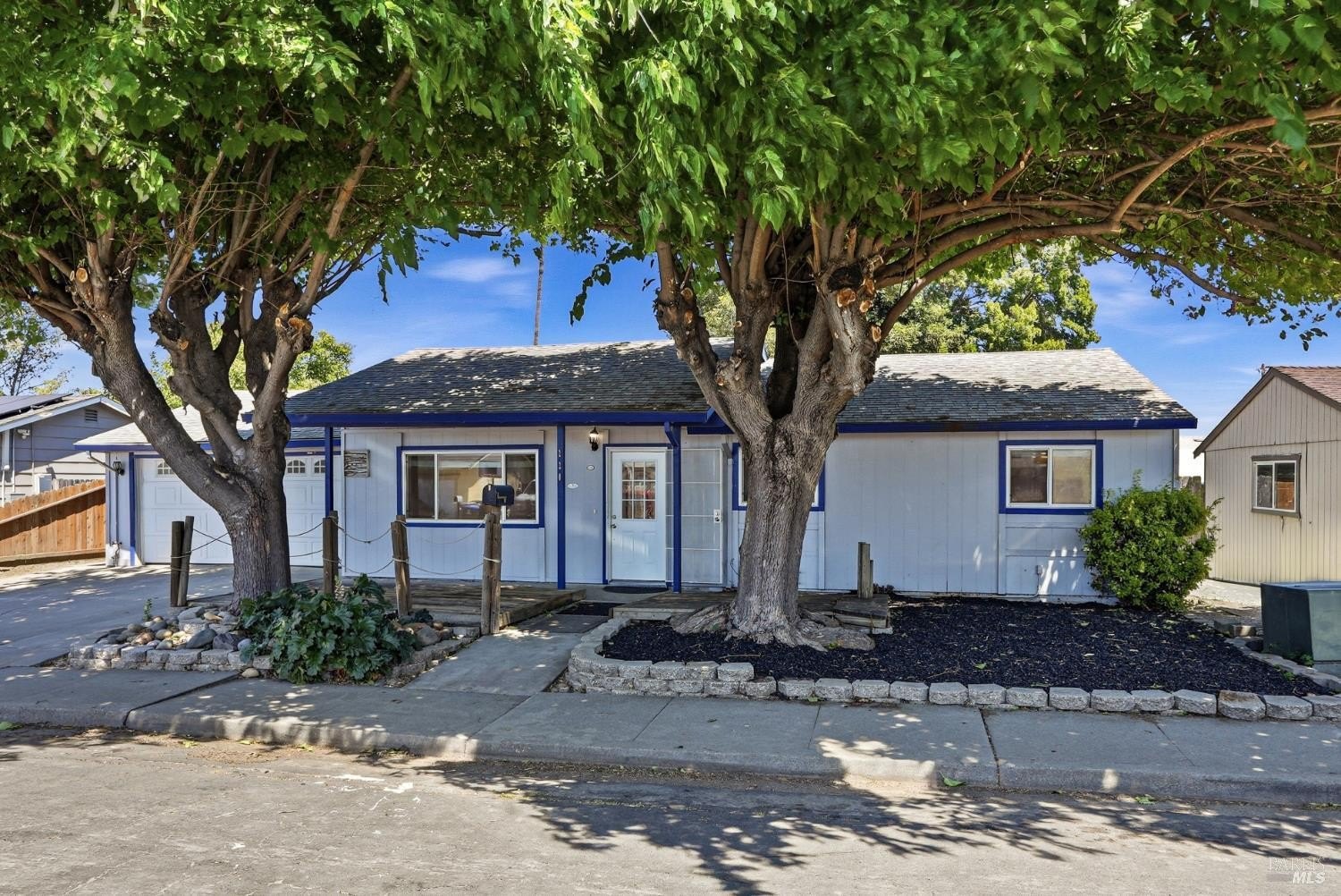 Single Family 3BR 2BA - 220 Long Street, Suisun City, CA