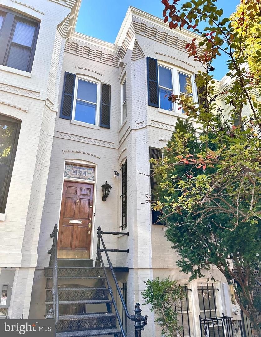 Single Family 3BR 2BA - 434 & 434 1/2 6TH ST NE, WASHINGTON, DC