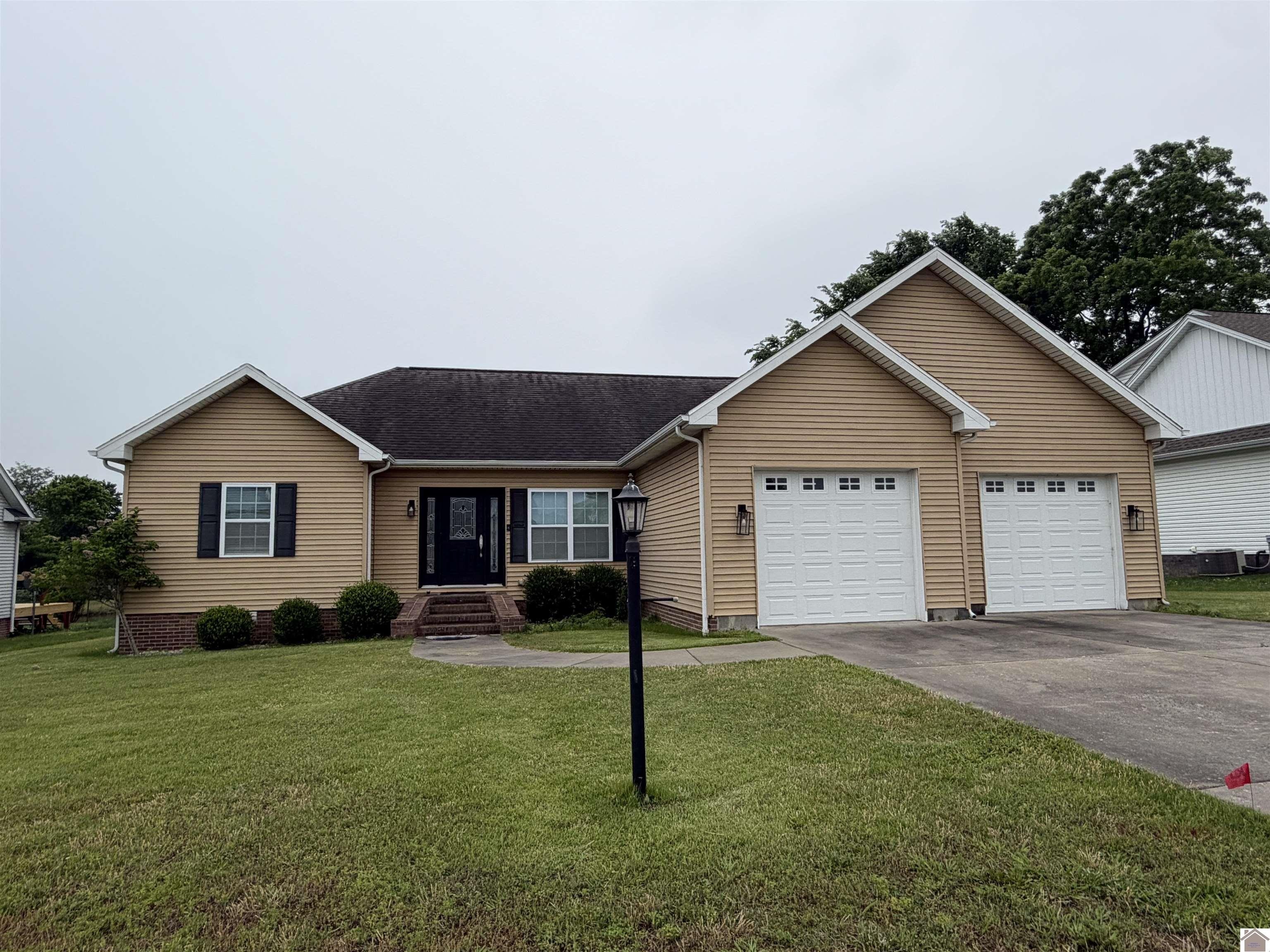 Other 3BR 2BA - 1010 Red Pine Circle, West Paducah, KY