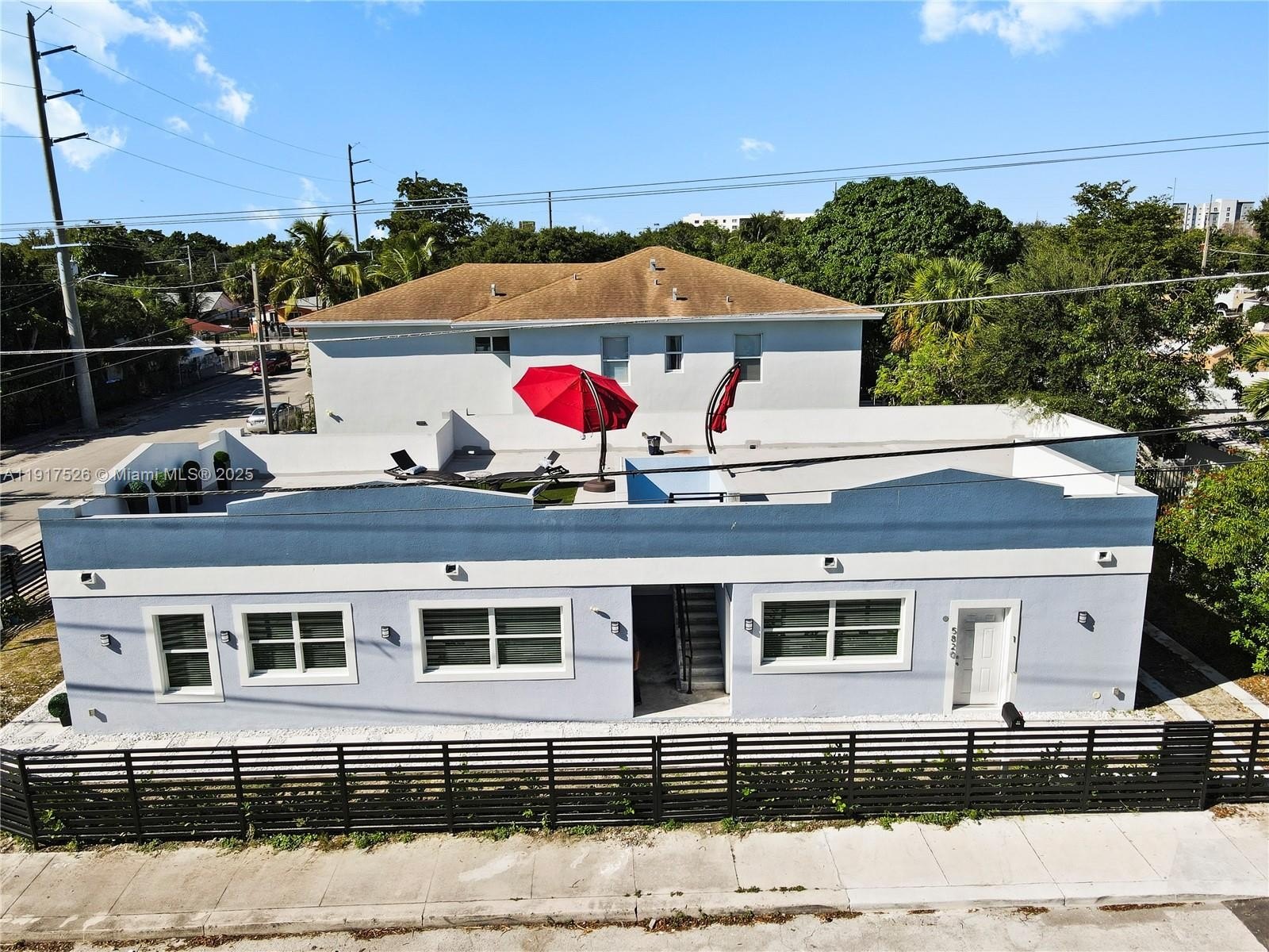 Single Family 3BR 3BA - 305 NW 58th St, Miami, FL