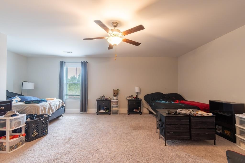 Single Family 5BR 4BA - 100 Lucas Lane, Midland City, AL