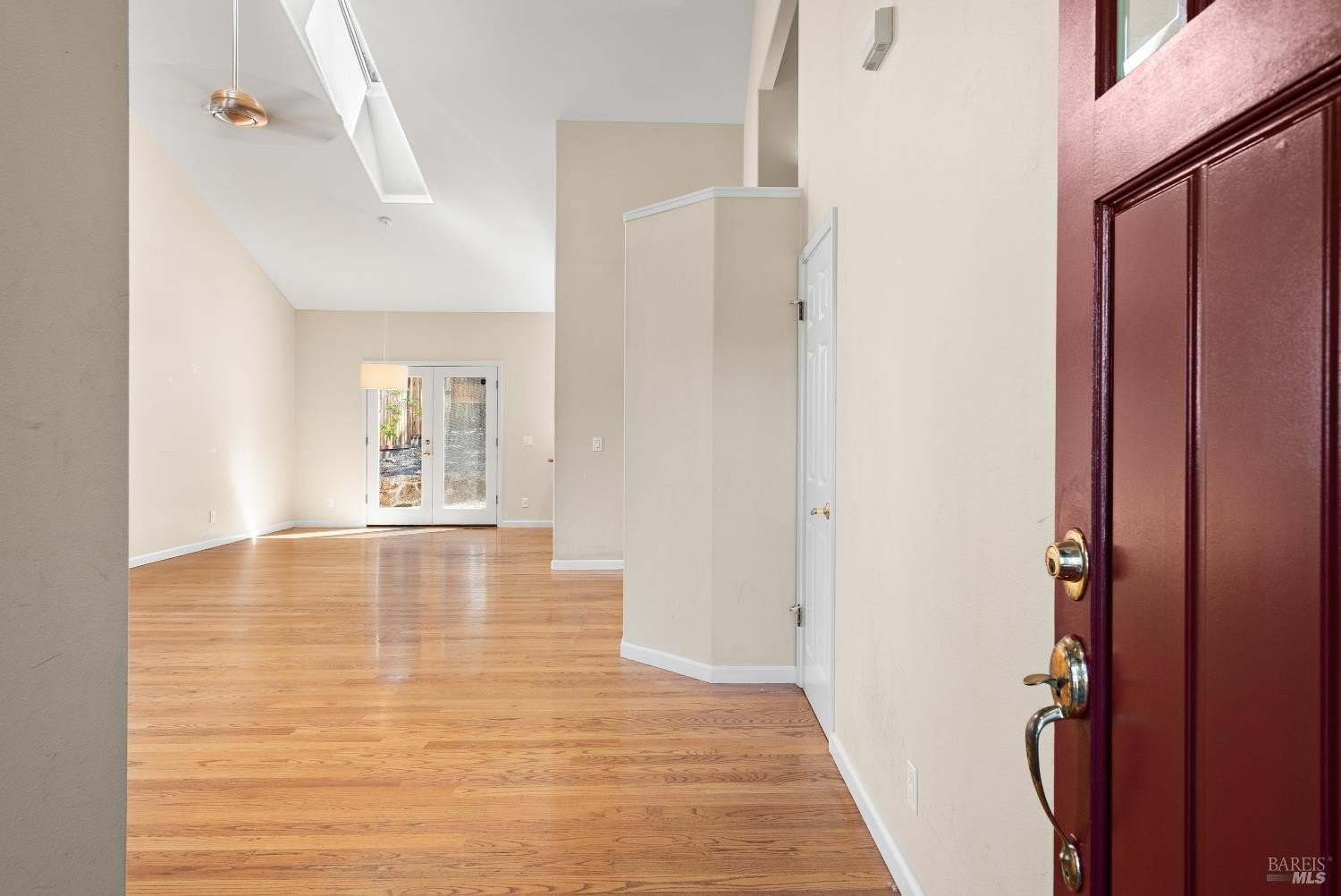 Single Family 3BR 4BA - 961 Central Avenue, Sonoma, CA