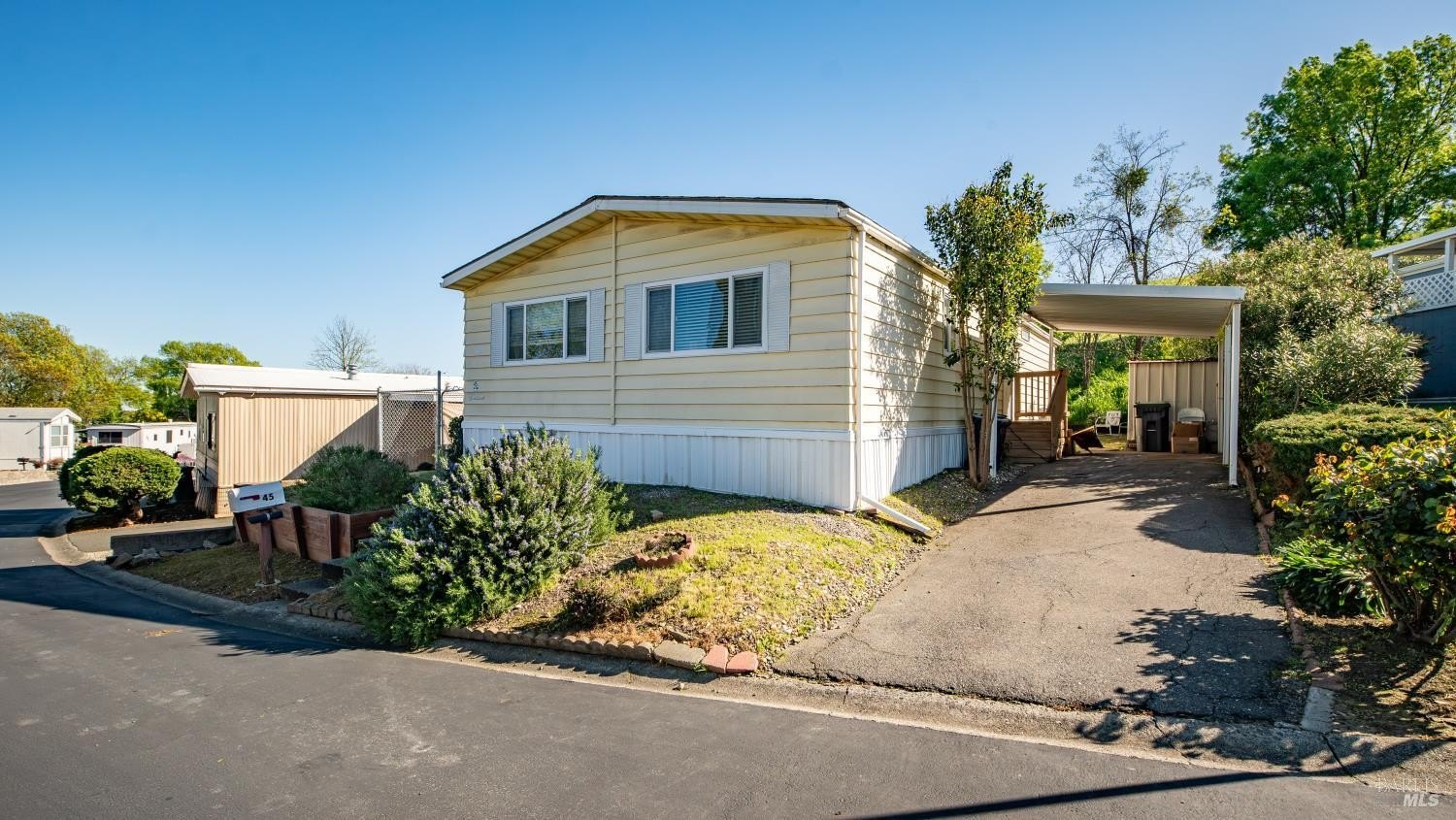 Manufactured Housing 2BR 2BA - 45 Goya Drive, Fairfield, CA