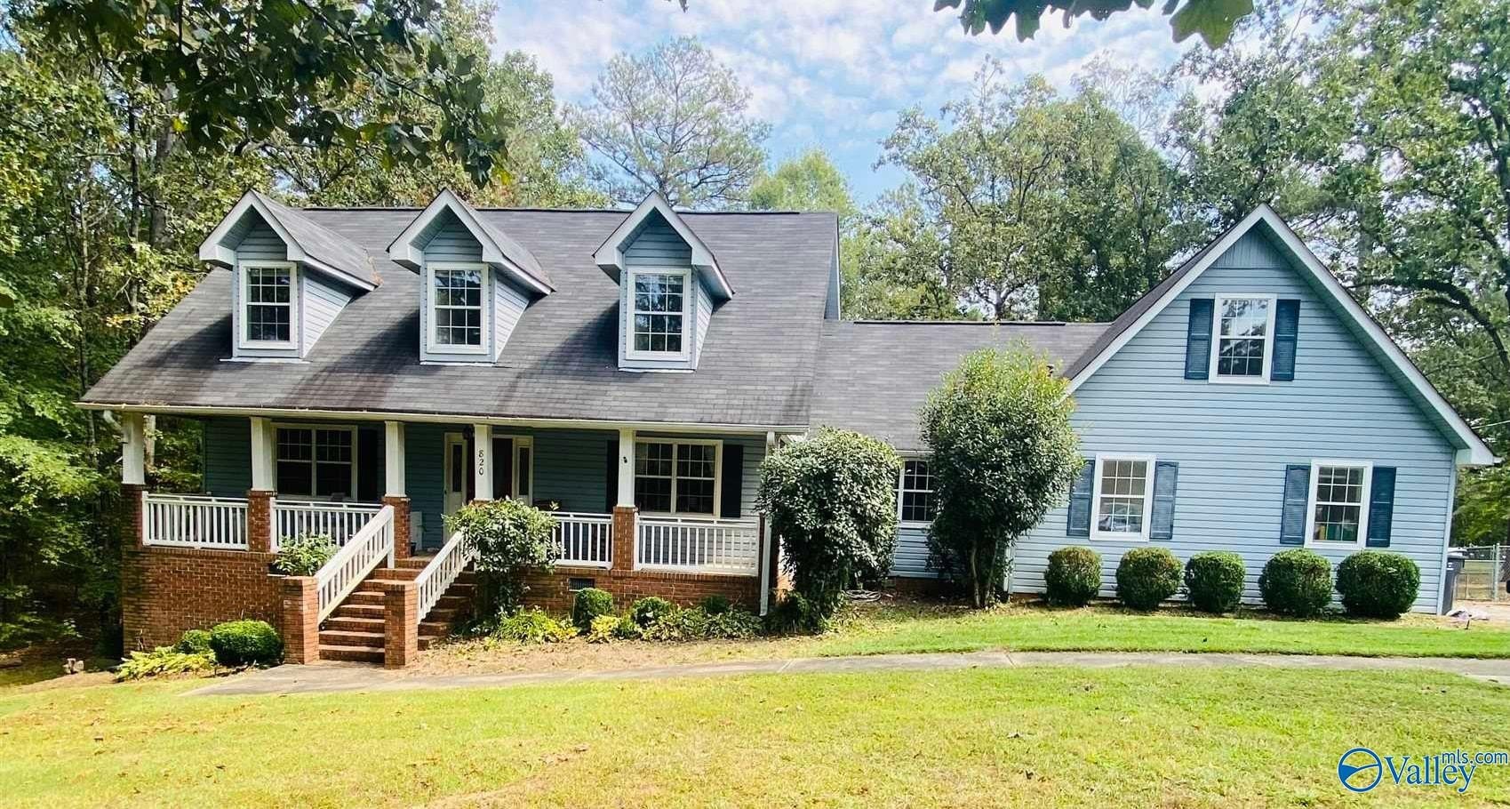 Single Family 4BR 4BA - 820 County Road 380, Centre, AL