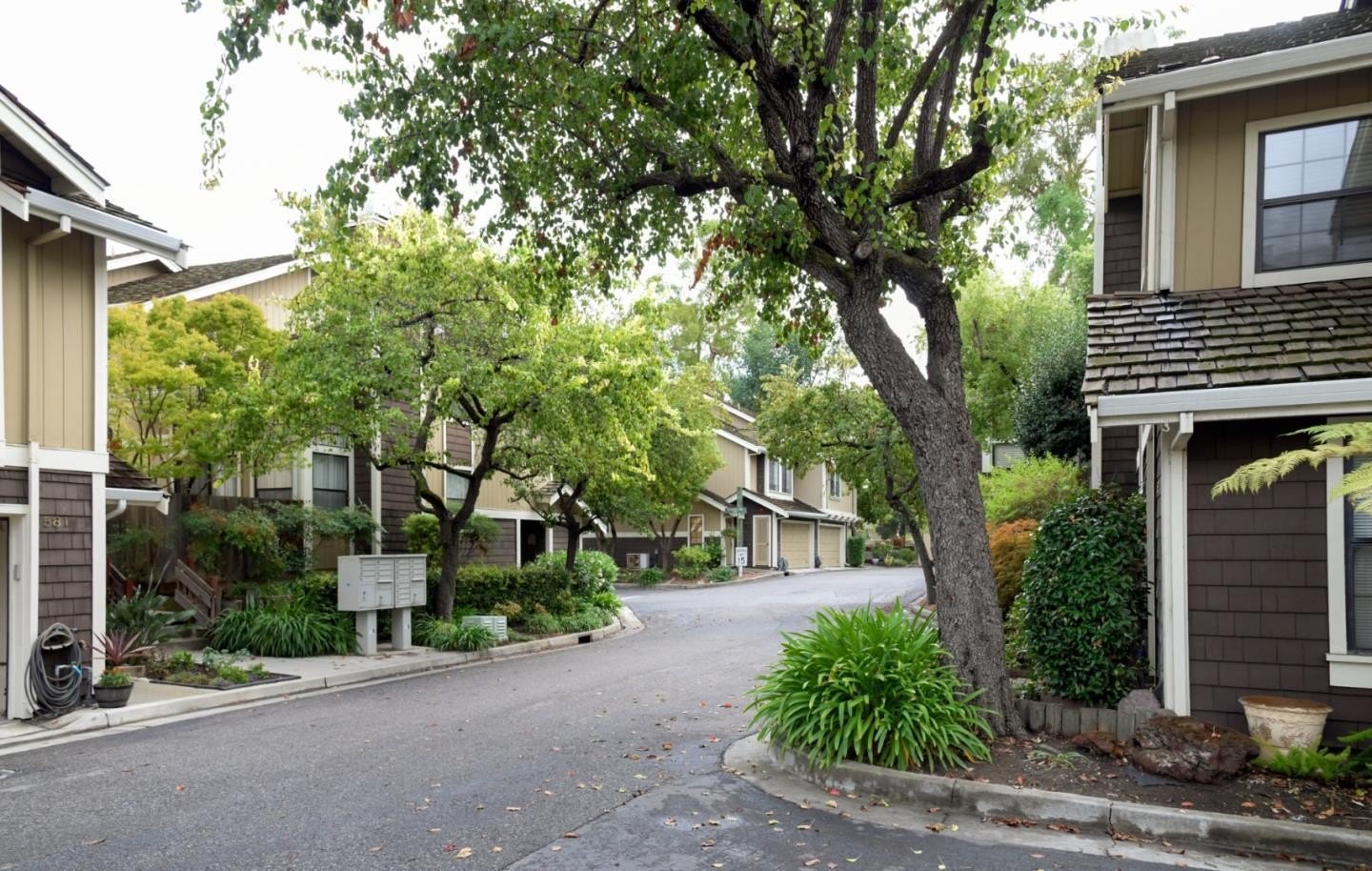 Single Family 2BR 3BA - 584 Valeri Ruth CT, SANTA CLARA, CA
