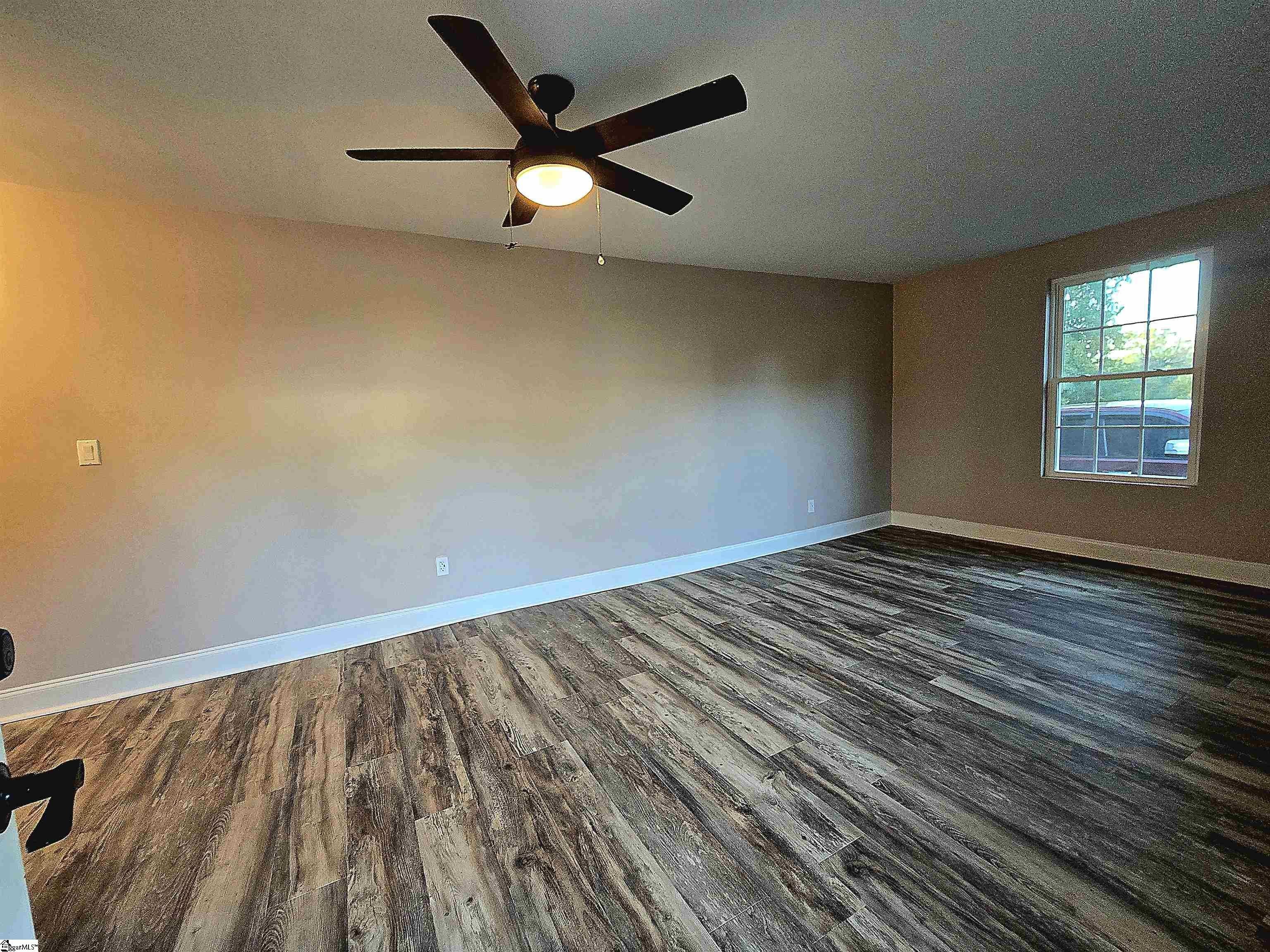 Single Family 2BR 2BA - 126 Mays Street, Anderson, SC