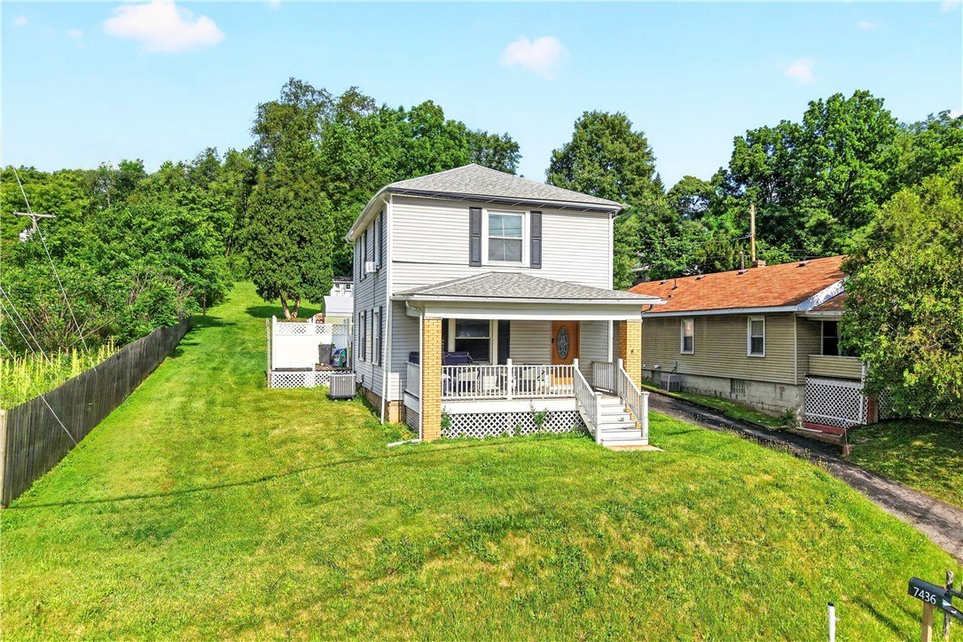 Single Family 2BR 1BA - 7435 Big Beaver Blvd, Big Beaver, PA