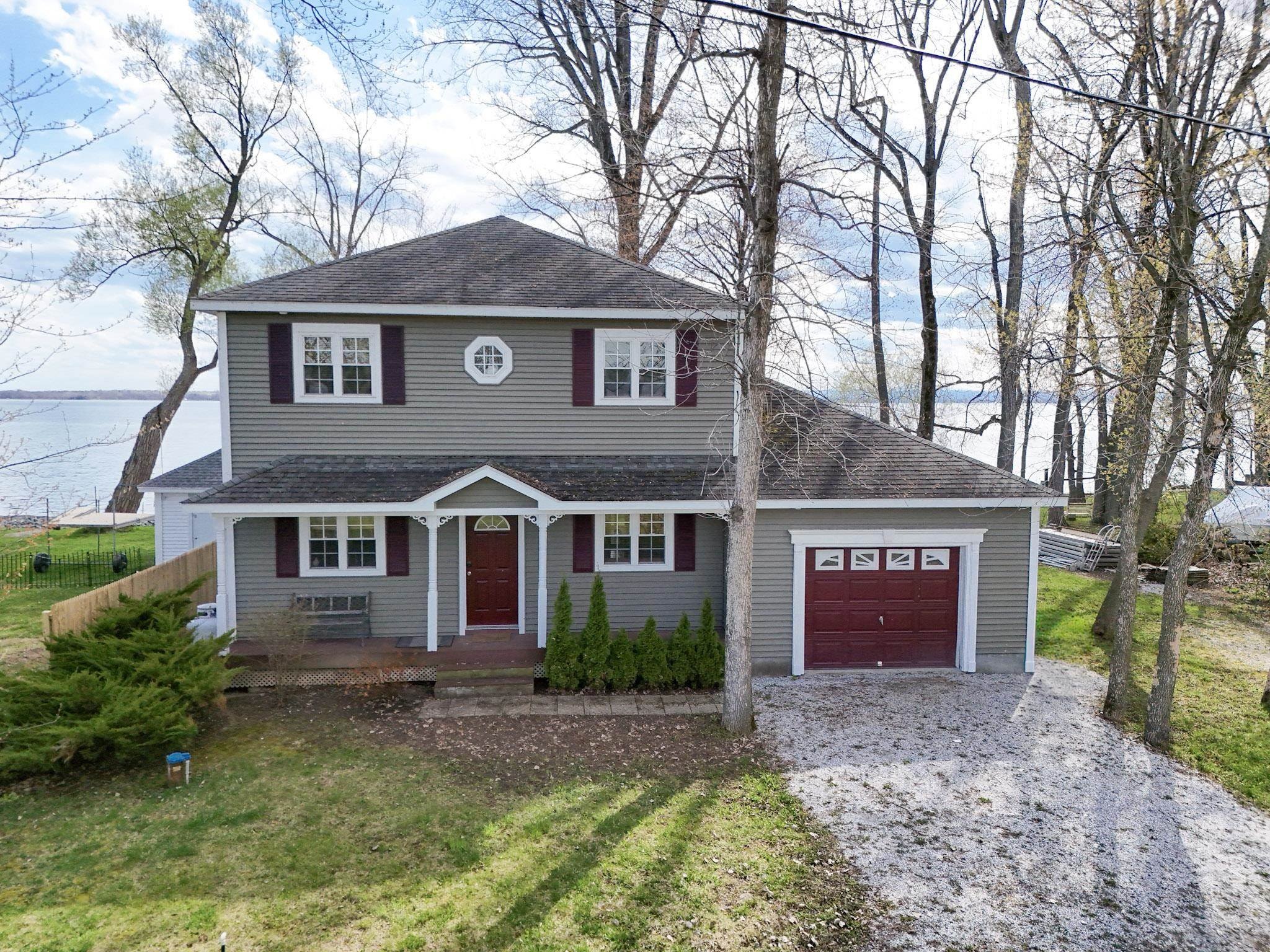 Single Family 3BR 2BA - 23 Mud Point South, Alburgh, VT