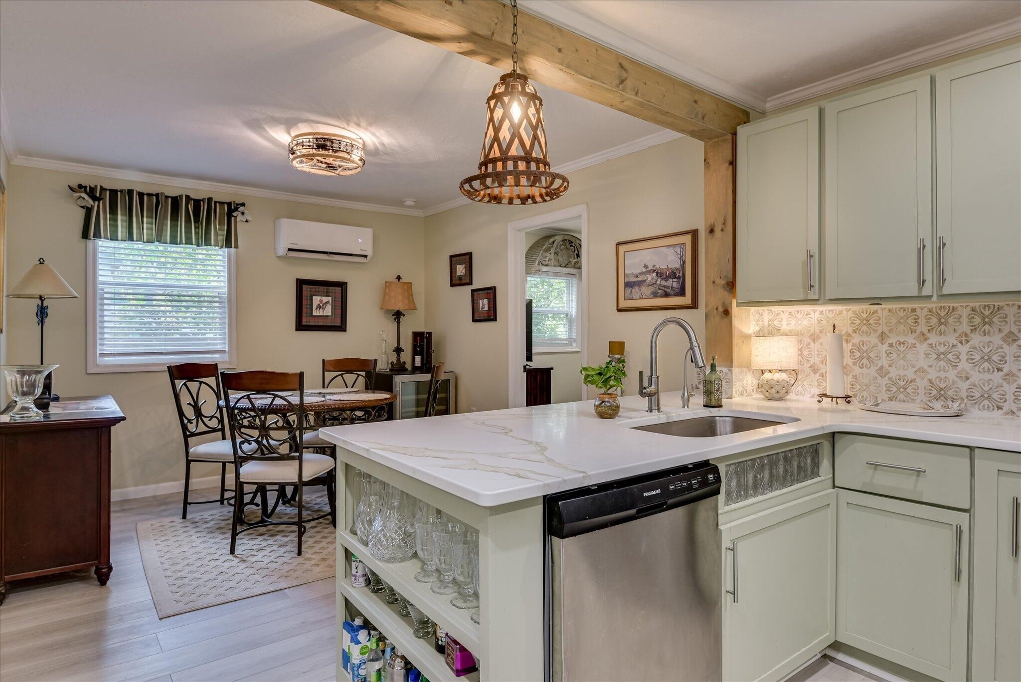 223 Charleston Street St SE  