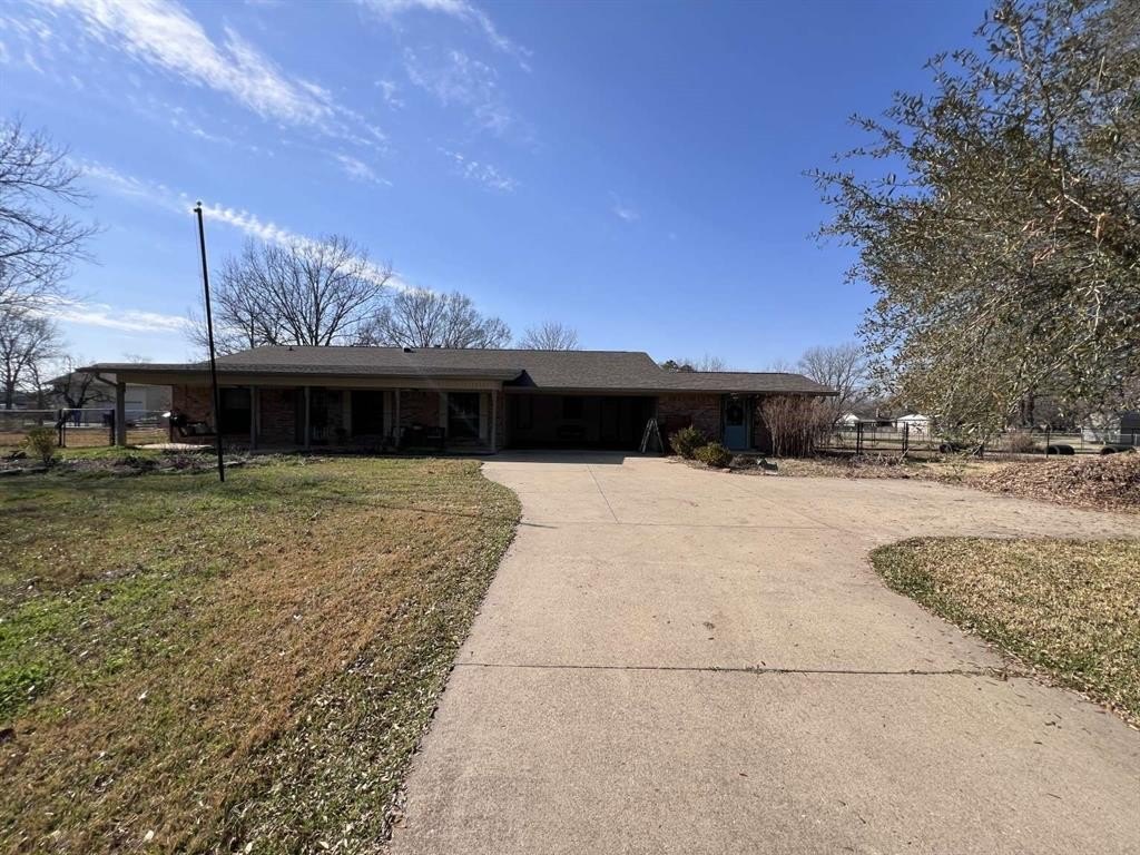 Single Family 4BR 2BA - 2201 Hickory Ridge Drive, Bossier City, LA
