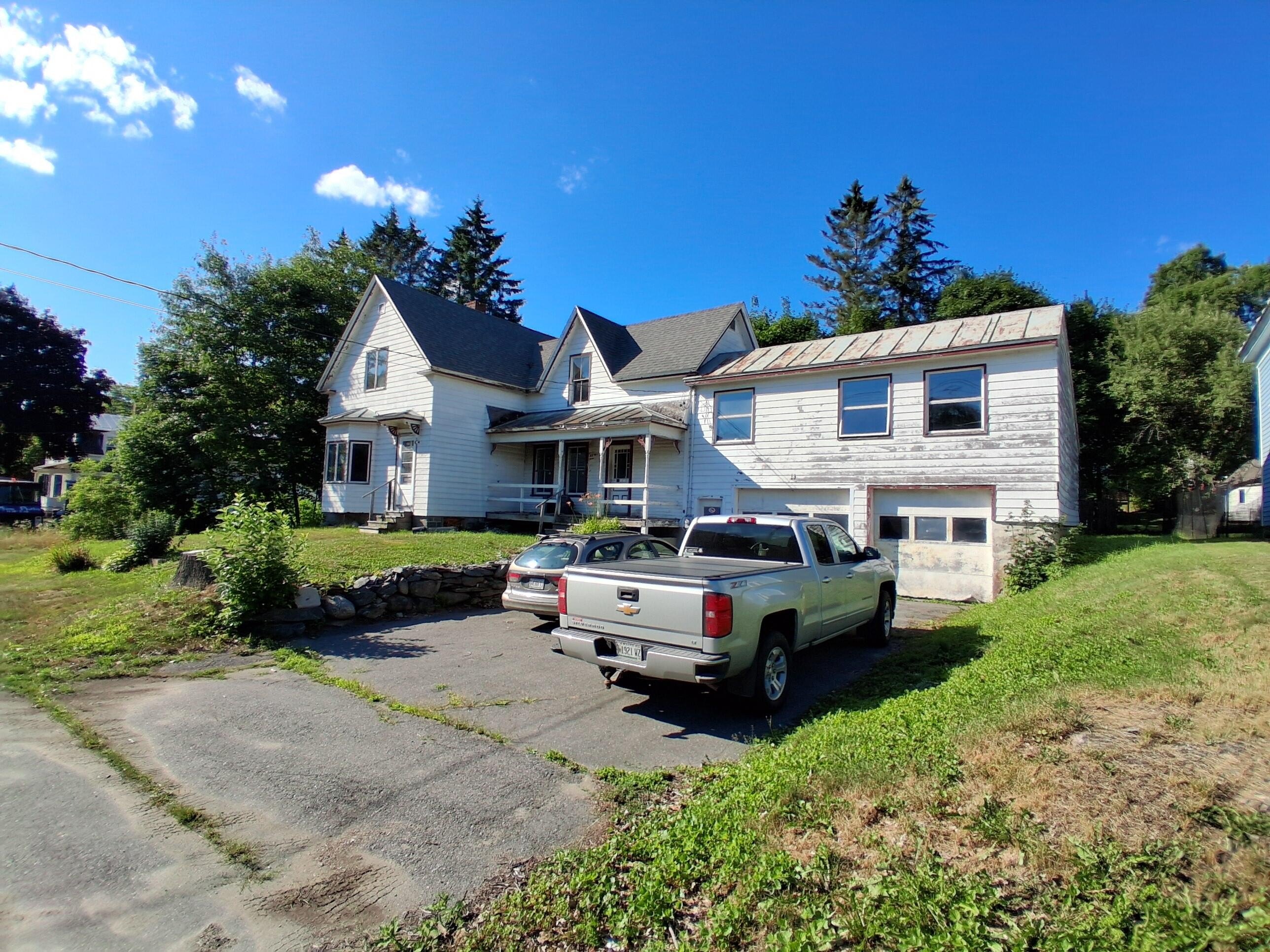 Single Family 3BR 1BA - 12 Jones Street, Madison, ME