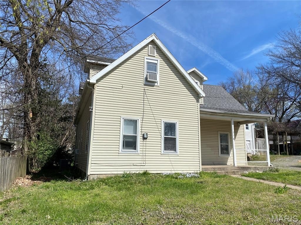 Single Family 3BR 2BA - 918 Bloomfield Street, Cape Girardeau, MO