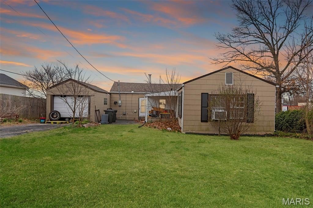 Single Family 3BR 1BA - 8832 Powell Avenue, St Louis, MO