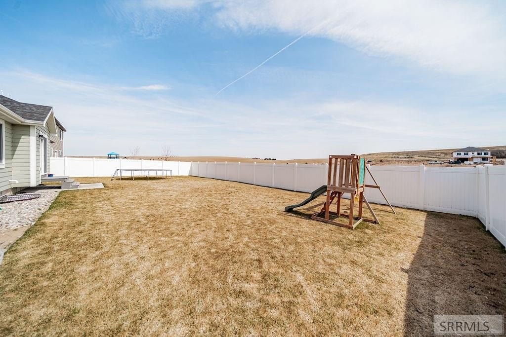 1071 Washington Blvd