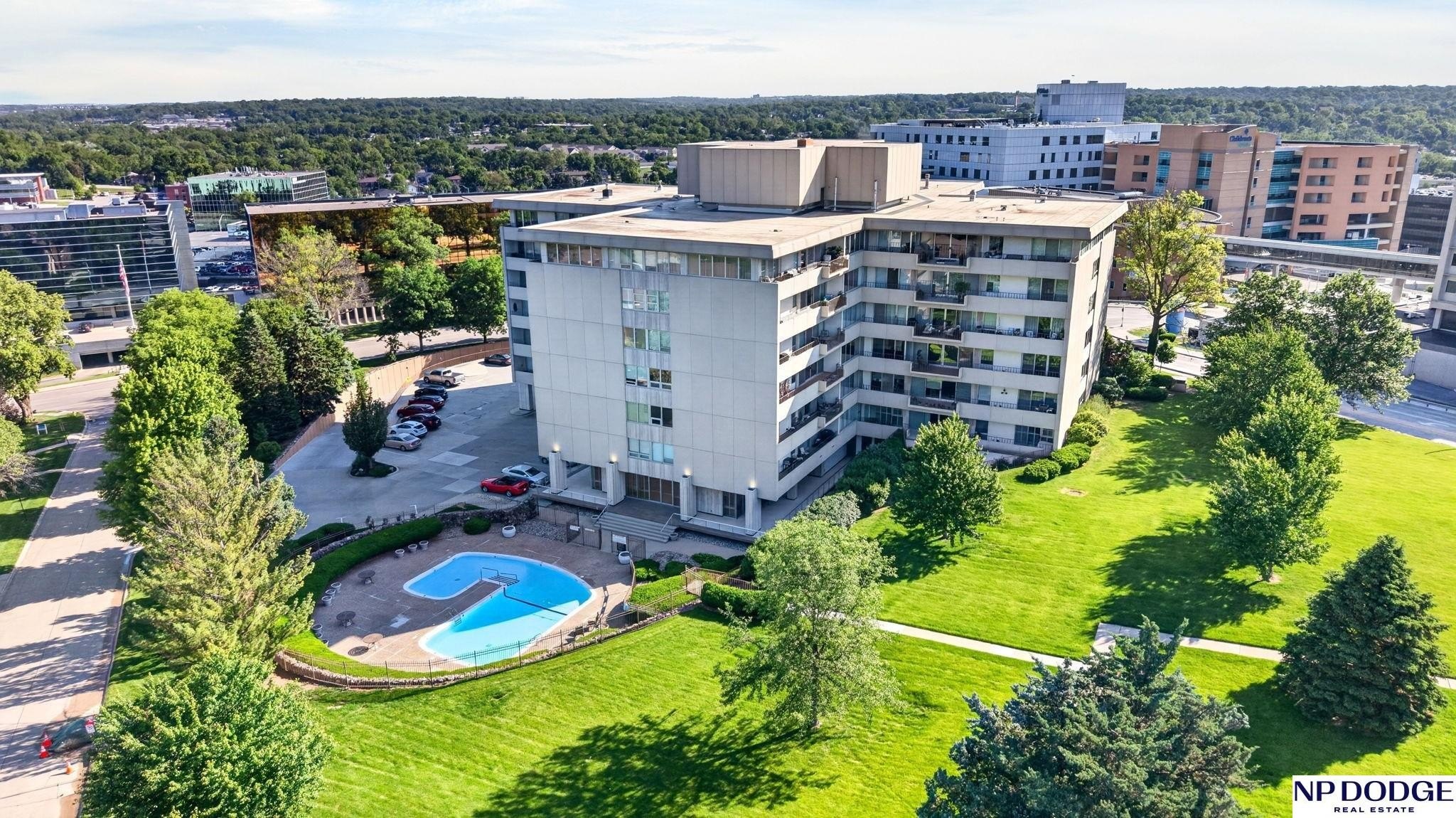 Condo 2BR 2BA - 8405 Indian Hills Drive, Omaha, NE