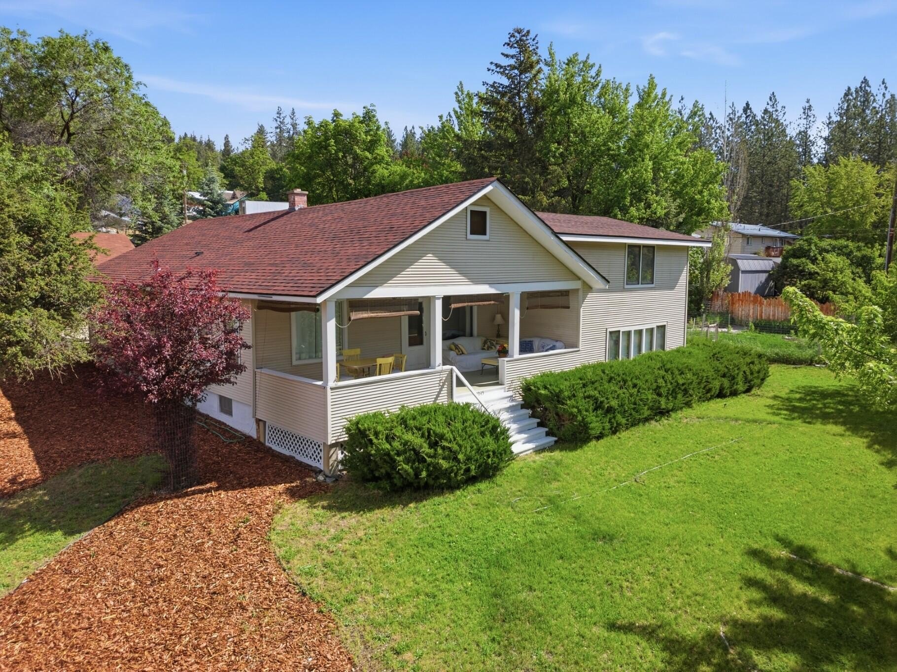 Single Family 3BR 2BA - 1045 8TH AVE, COLVILLE, WA