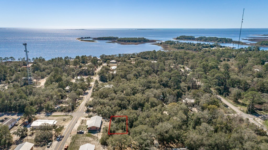Other - 704 Se Ave D lot: 12/Block 12-35, Carrabelle, FL