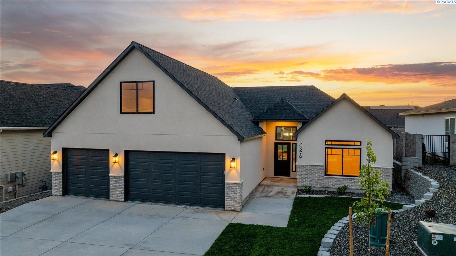 Other 4BR 3BA - 2379 Upriver Ave, Richland, WA
