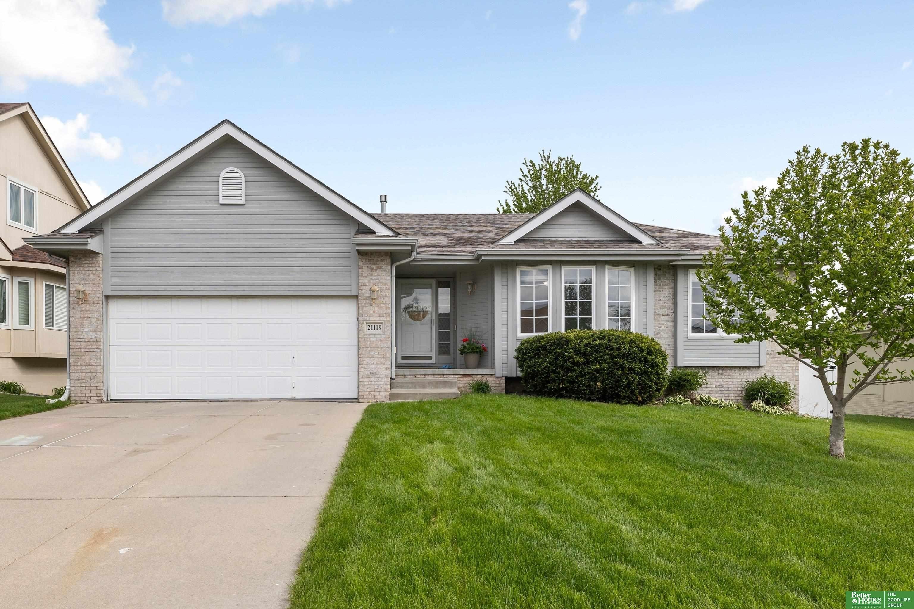 Single Family 4BR 3BA - 21119 Schofield Drive, Gretna, NE