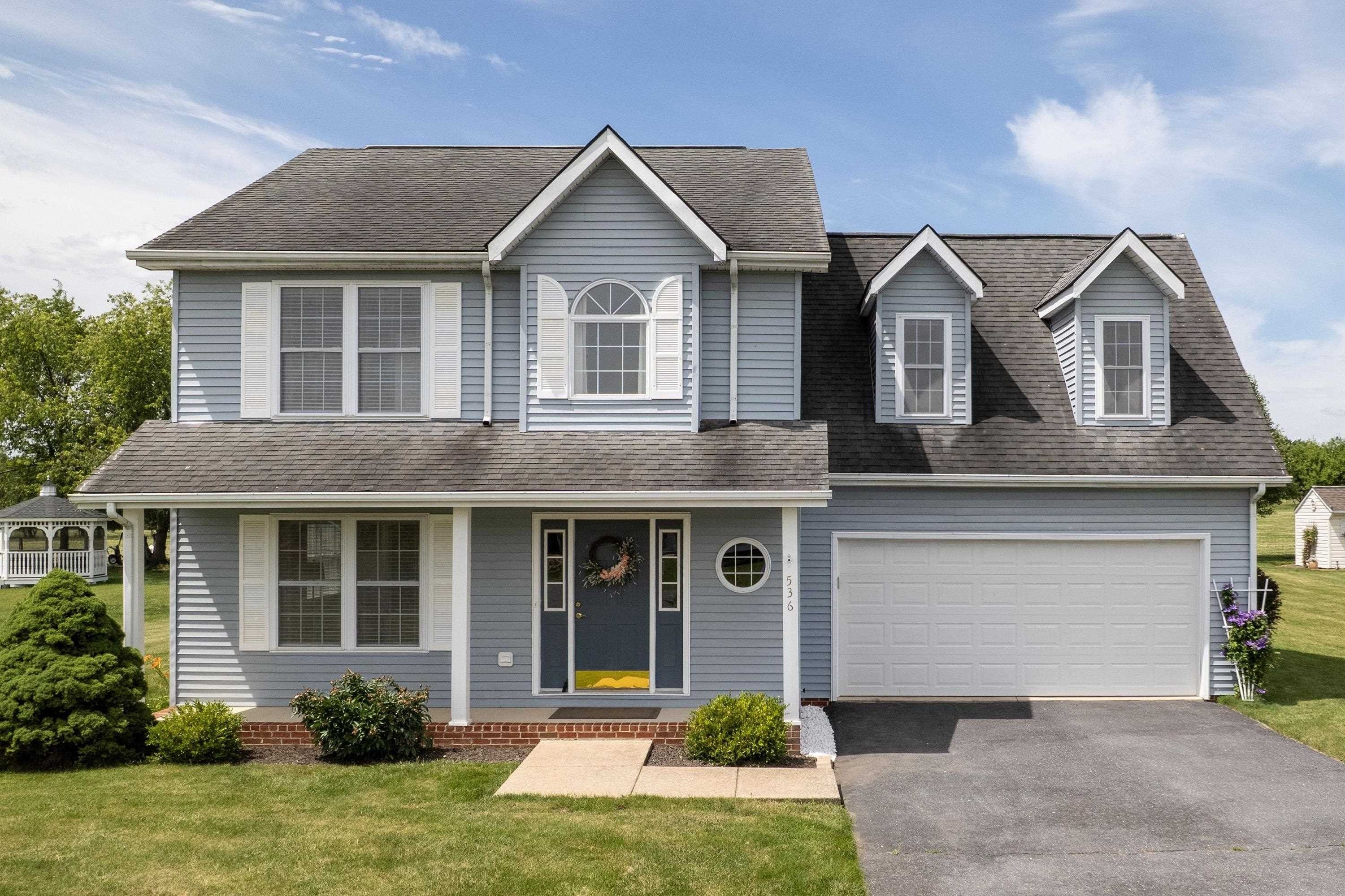 Single Family 4BR 3BA - 536 THREE LEAGUES RD, MCGAHEYSVILLE, VA