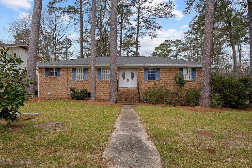 Single Family 4BR 3BA - 103 Parks St, Collins, MS