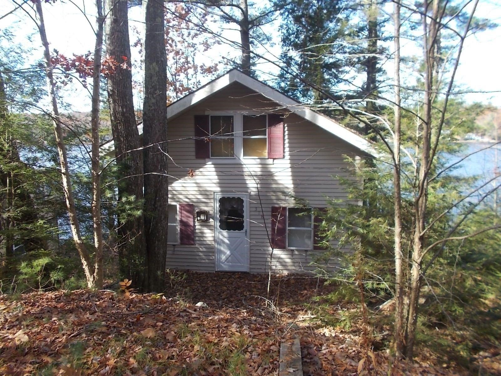 Single Family 3BR 1BA - 318 Sewell Shores Road, Lebanon, ME