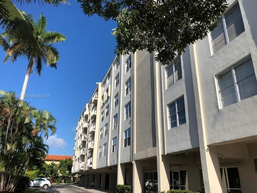 Condo 1BR 1BA - 1600 SE 15th St, Fort Lauderdale, FL
