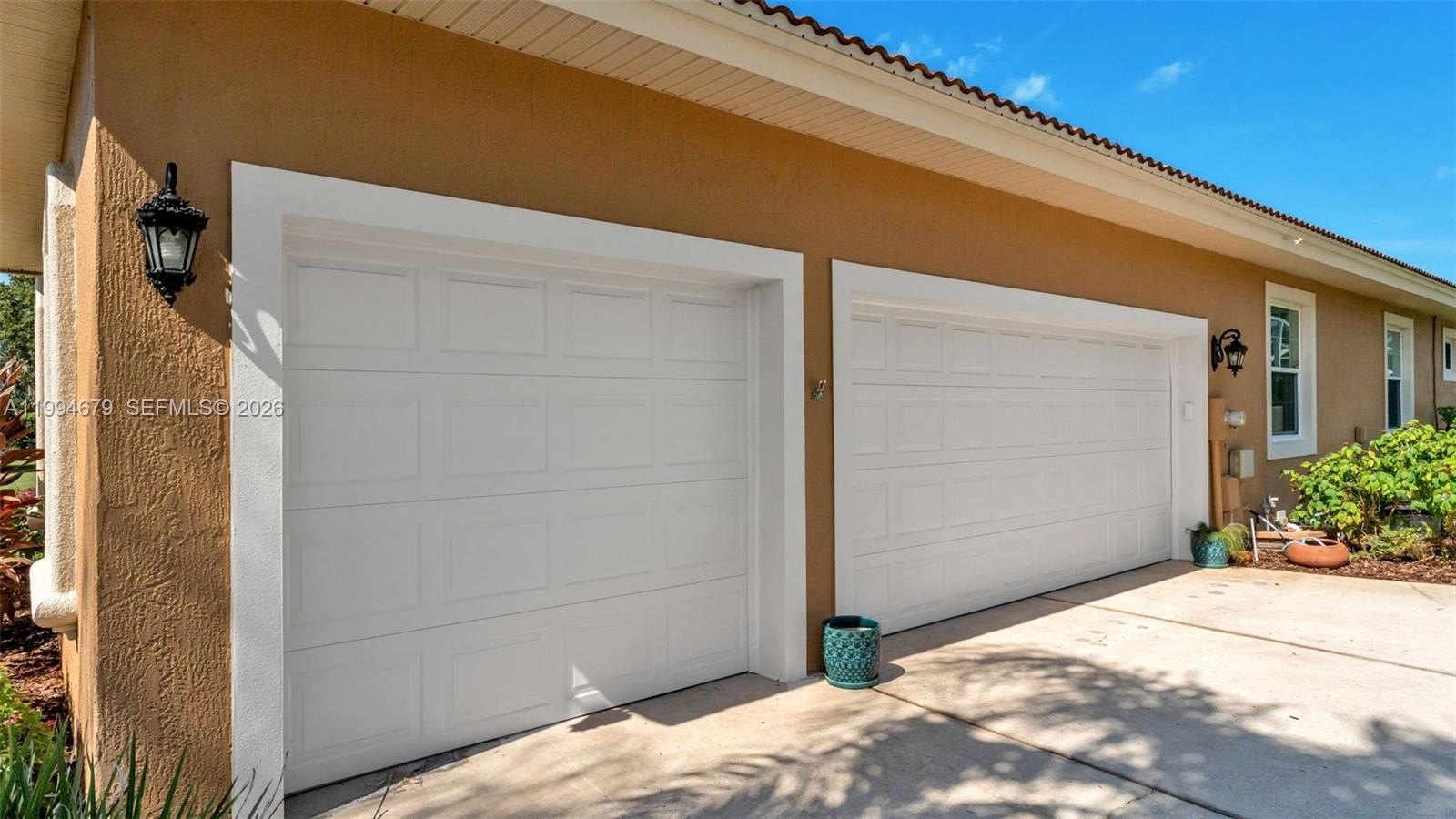 Single Family 4BR 4BA - 237 Mclean Point, Winter Haven, FL